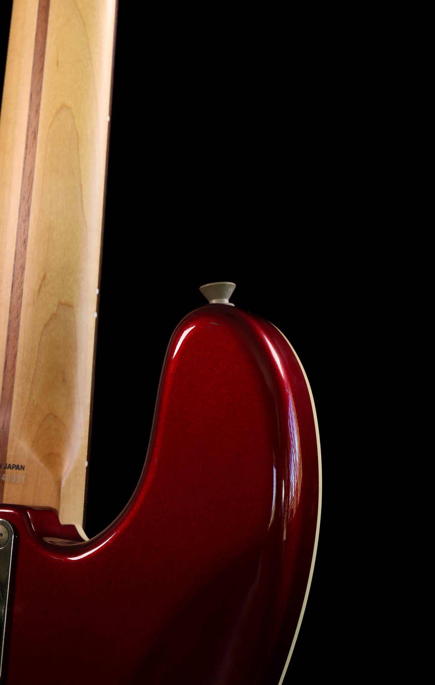 Fender Japan Aerodyne AJB Medium Scale Jazz Bass Candy Apple Red