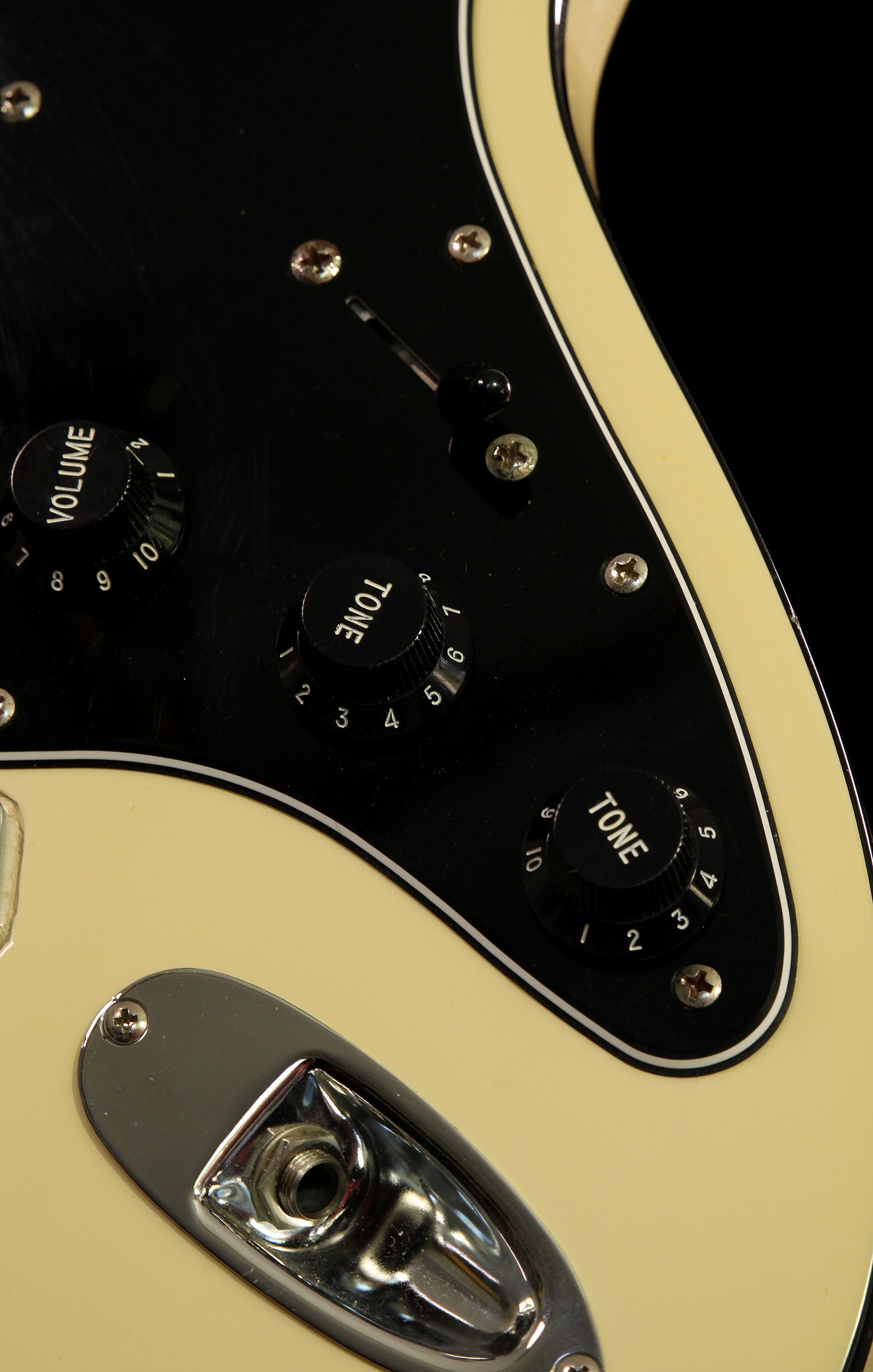 Fender Japan Aerodyne Stratocaster AST White 2013