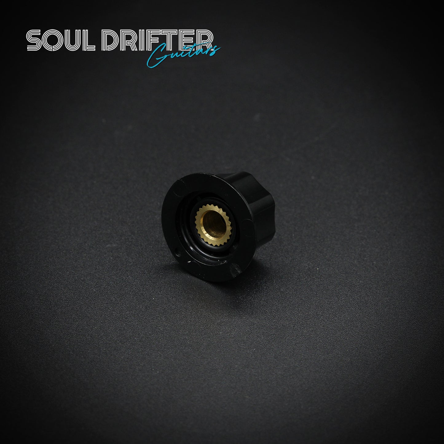Tesi Plastic Mini Pedal Knob with Brass Insert and Set Screw - Black