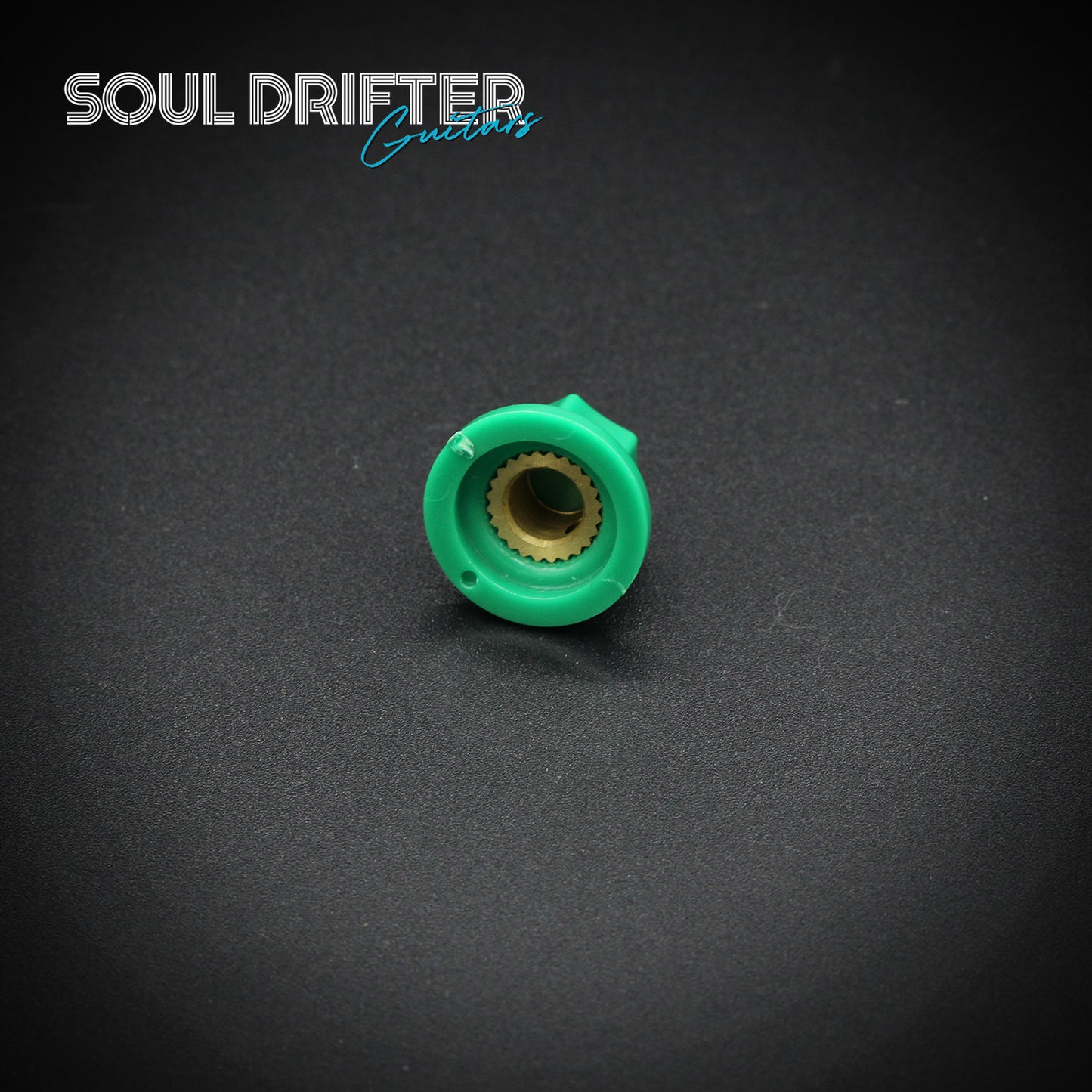 Tesi Plastic Mini Pedal Knob with Brass Insert and Set Screw - Green