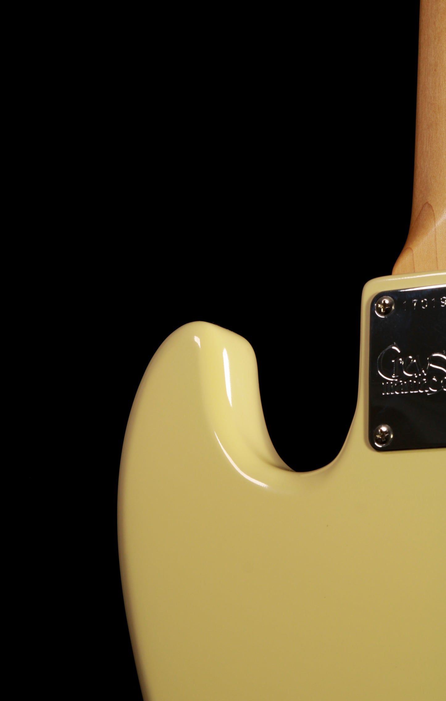 Crews Maniac Sound Jazz Bass KTR JB-01 Vintage White