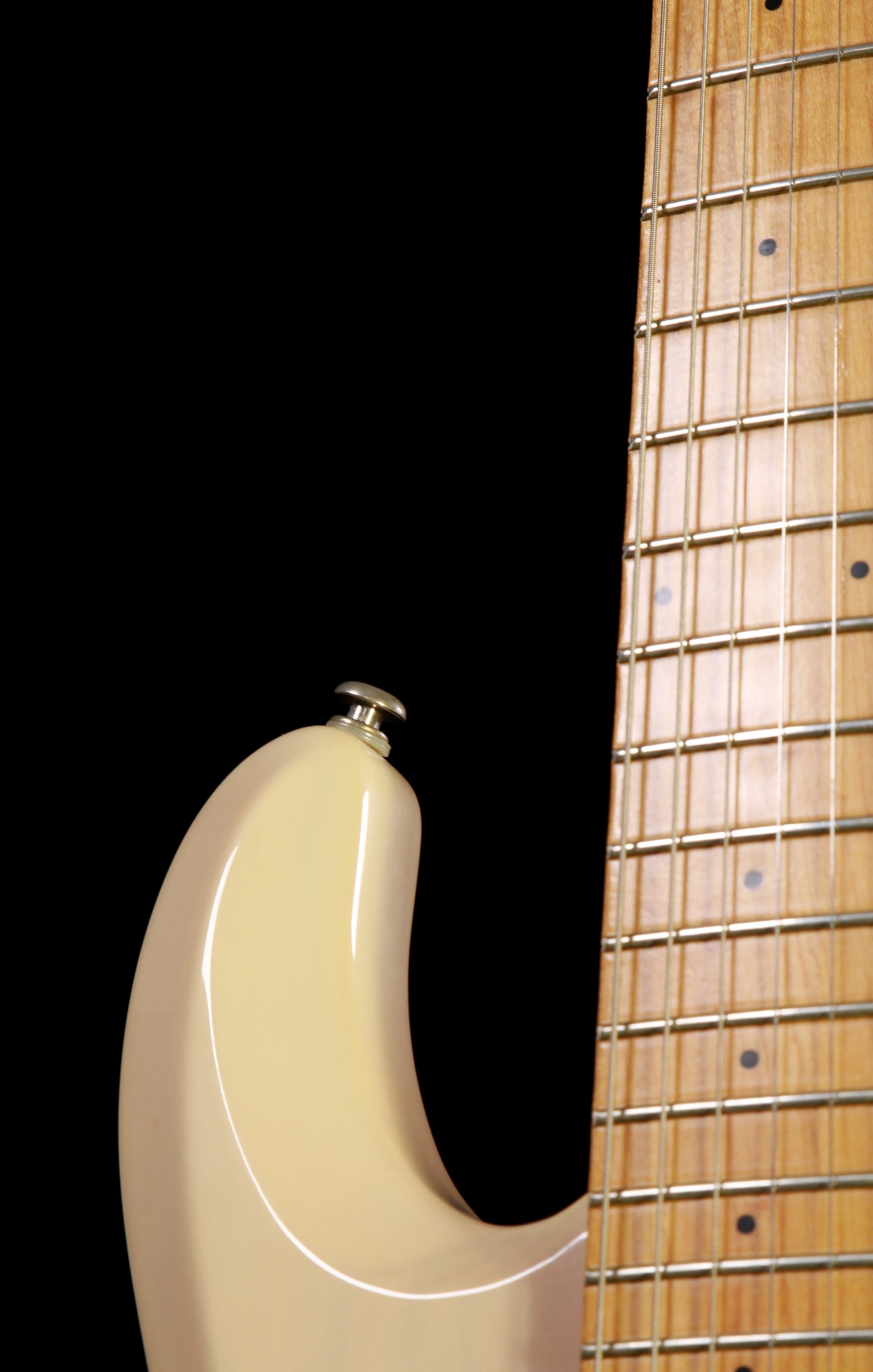 Ernie Ball Music Man Silhouette Transparent White / Blonde / Maple