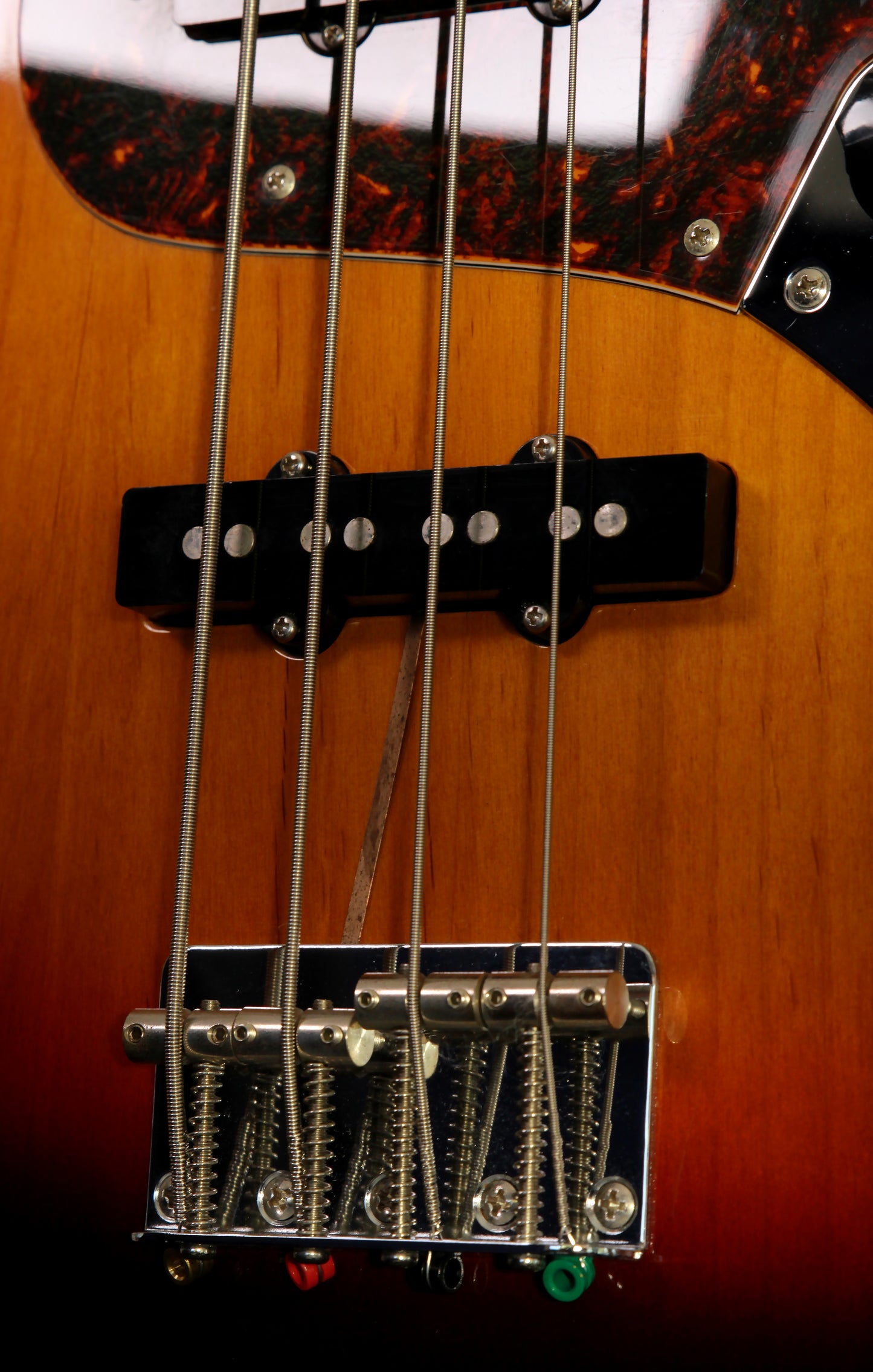 Fender Japan Jazz Bass ‘62 Reissue JB62 Sunburst