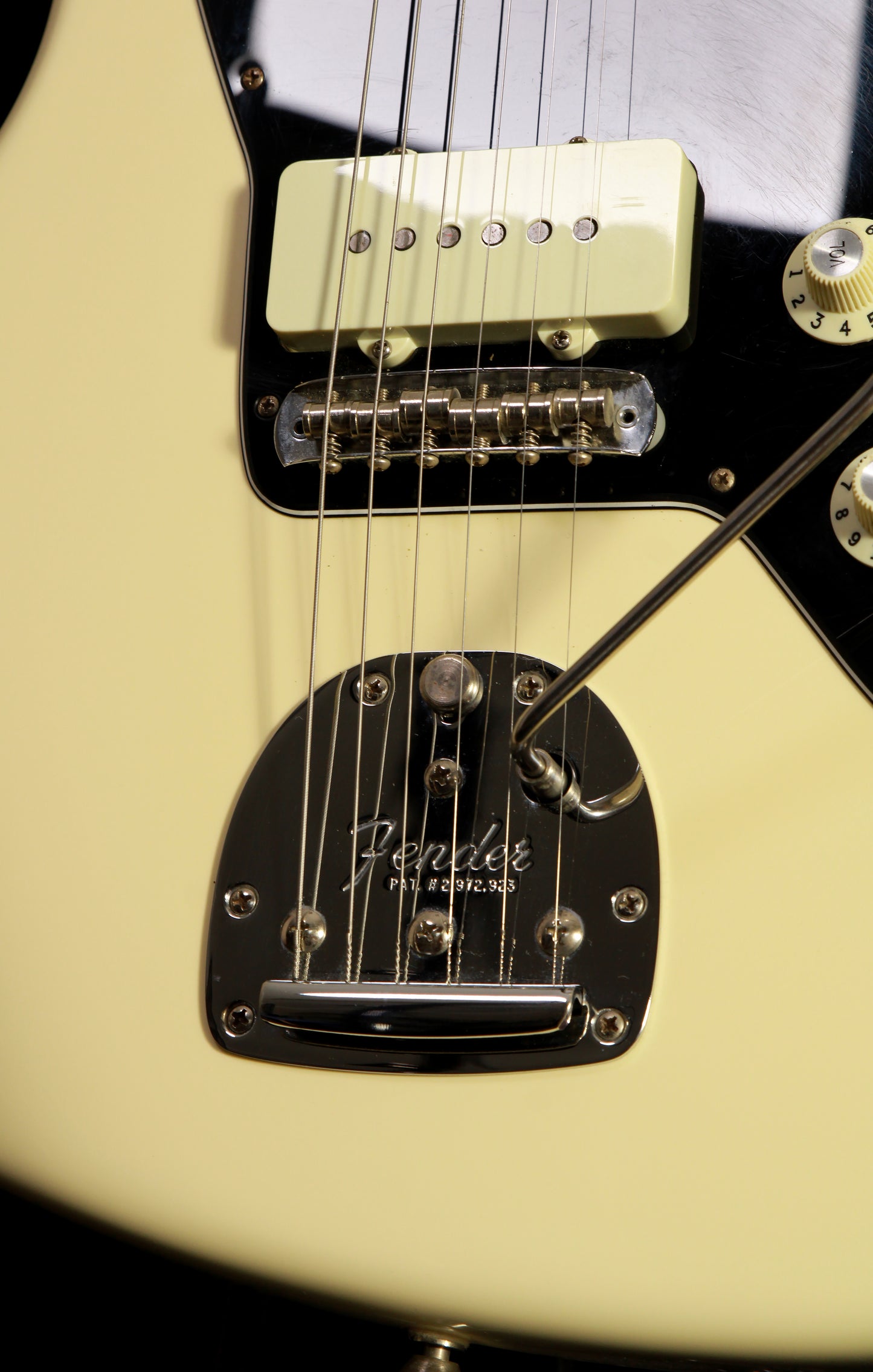 Fender American Pro Jazzmaster RW Olympic White w/ Black Pickguard