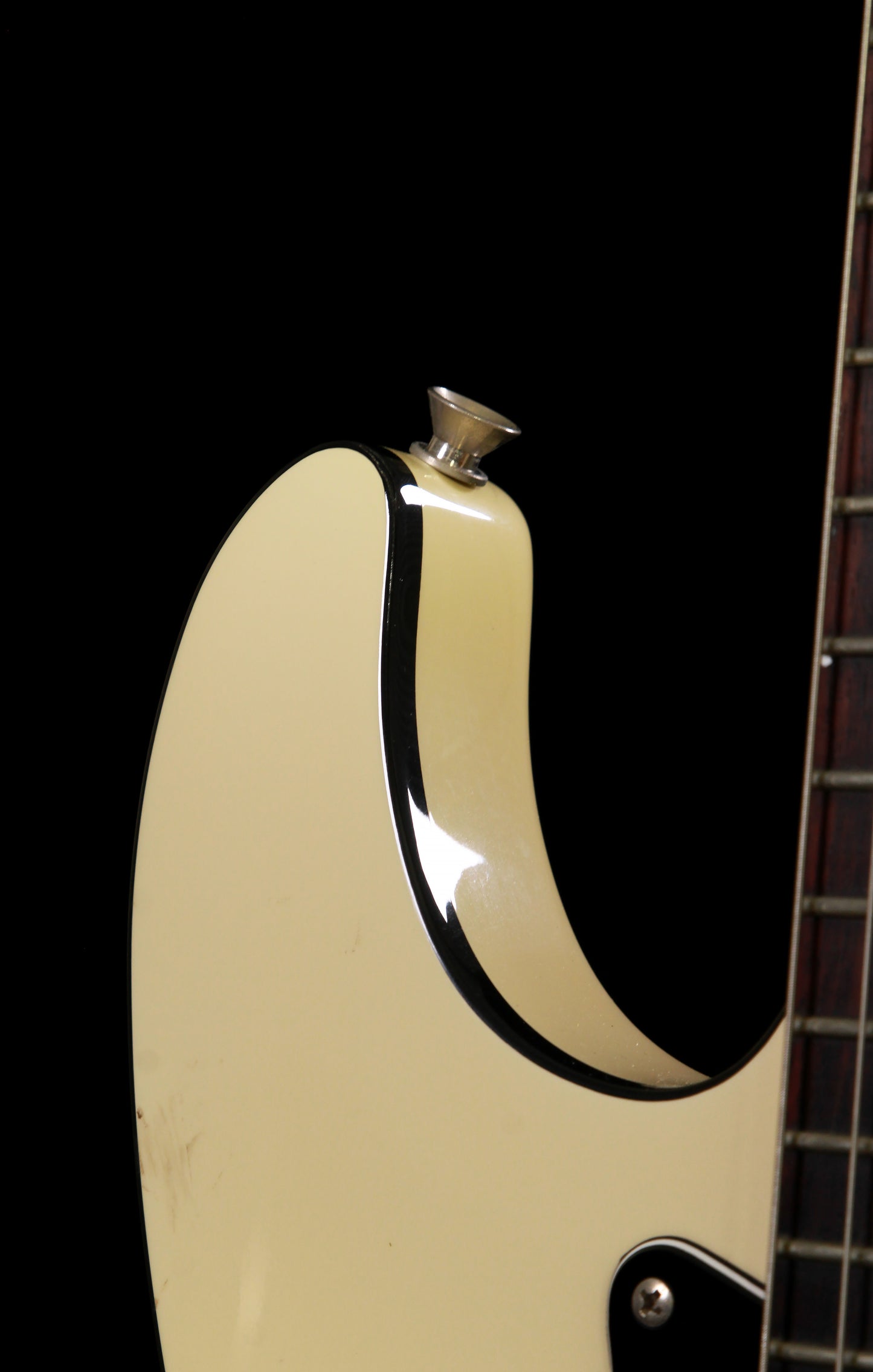 Fender Aerodyne Stratocaster AST-DMC HSS Vintage White