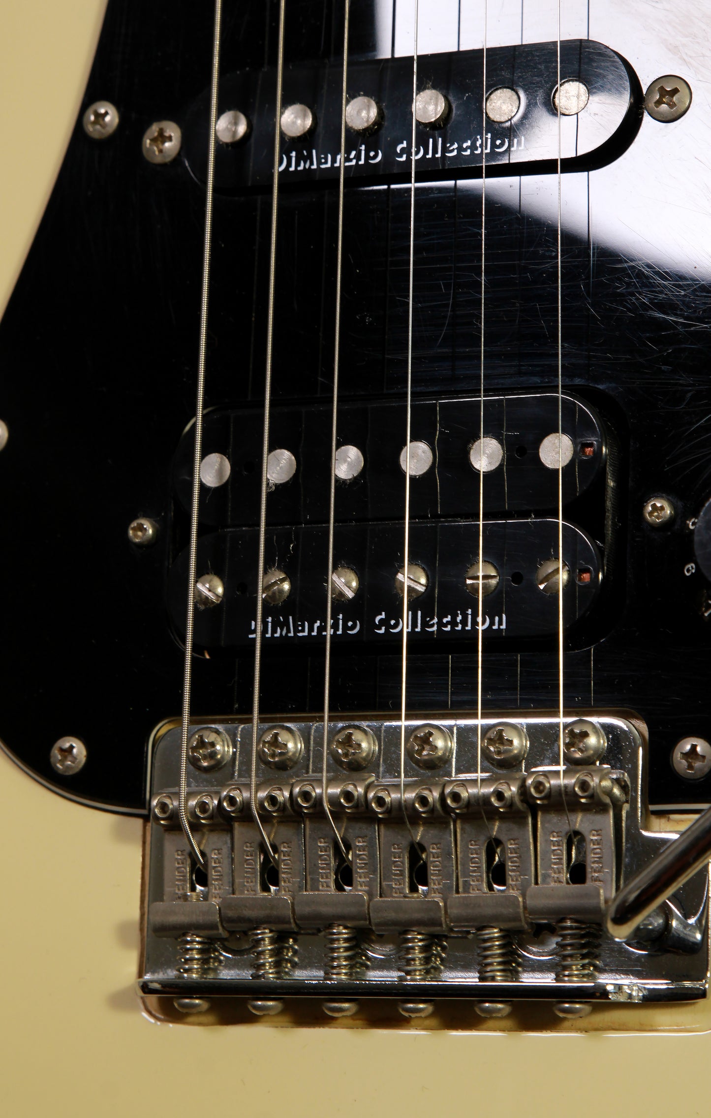 Fender Aerodyne Stratocaster AST-DMC HSS Vintage White