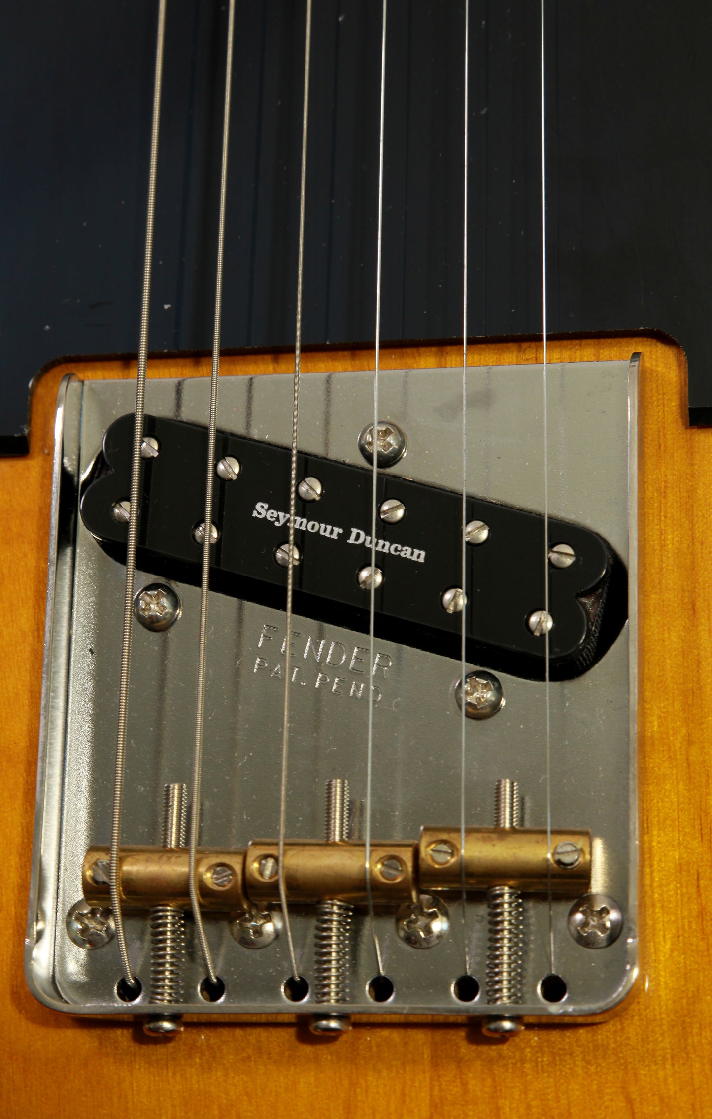Fender Japan Traditional 60s Telecaster 3 Tone Sunburst Seymour Duncan / Tom Holmes Mod