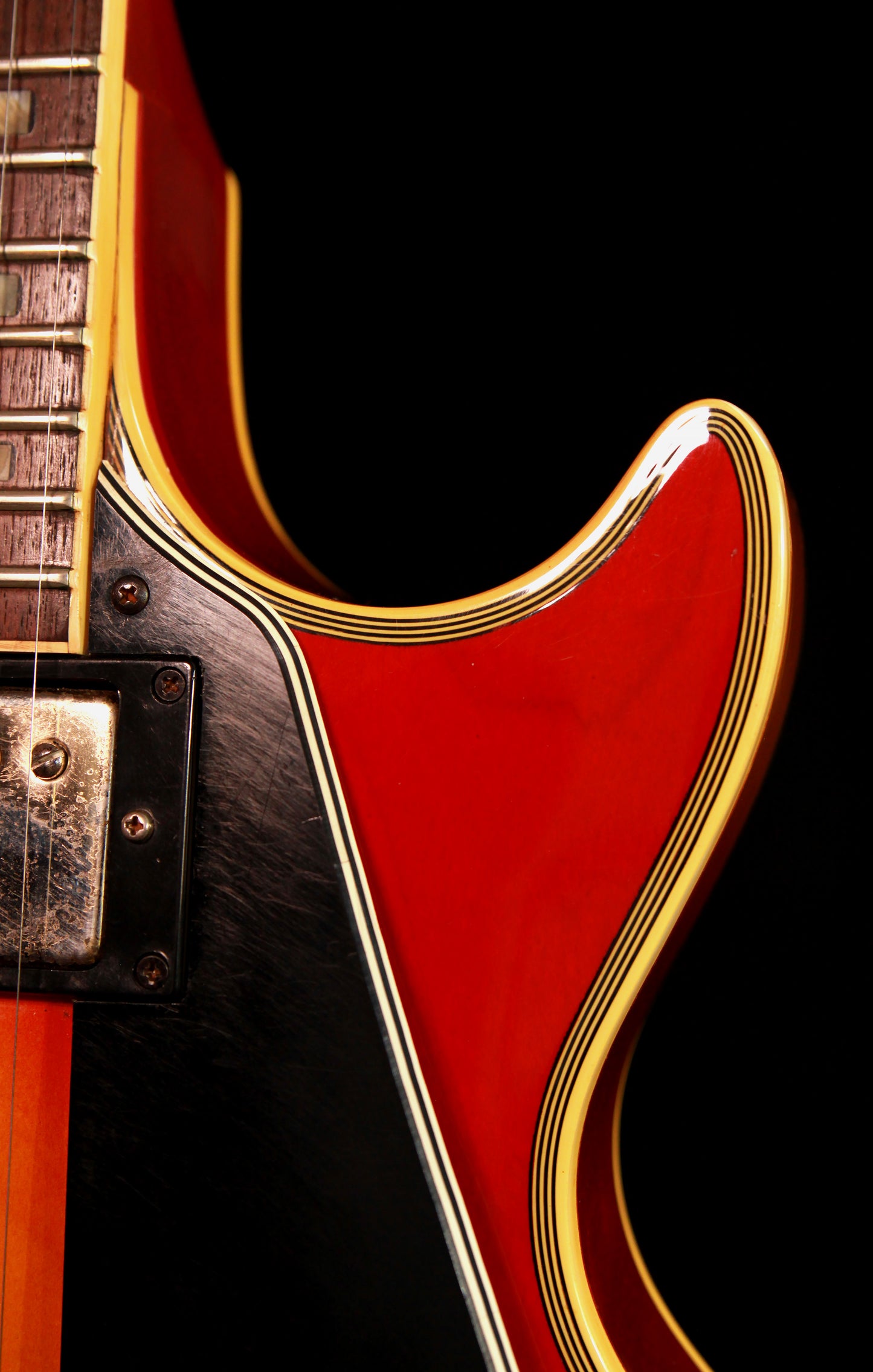 Greco EG-800CR Super Sound Cherry Sunburst 1981 (Les Paul Custom Lawsuit)