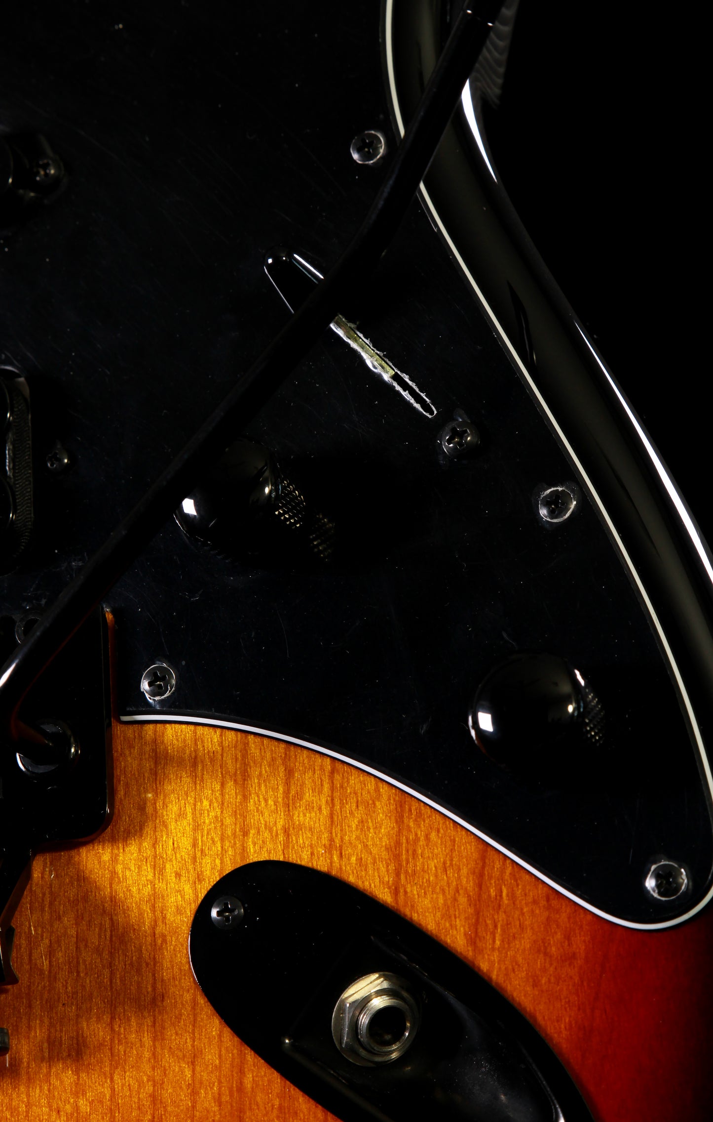 Suhr Guitars J Select Series Classic CLC S FRT 3 Tone Sunburst (Hot Rod Strat, Reverse Headstock)