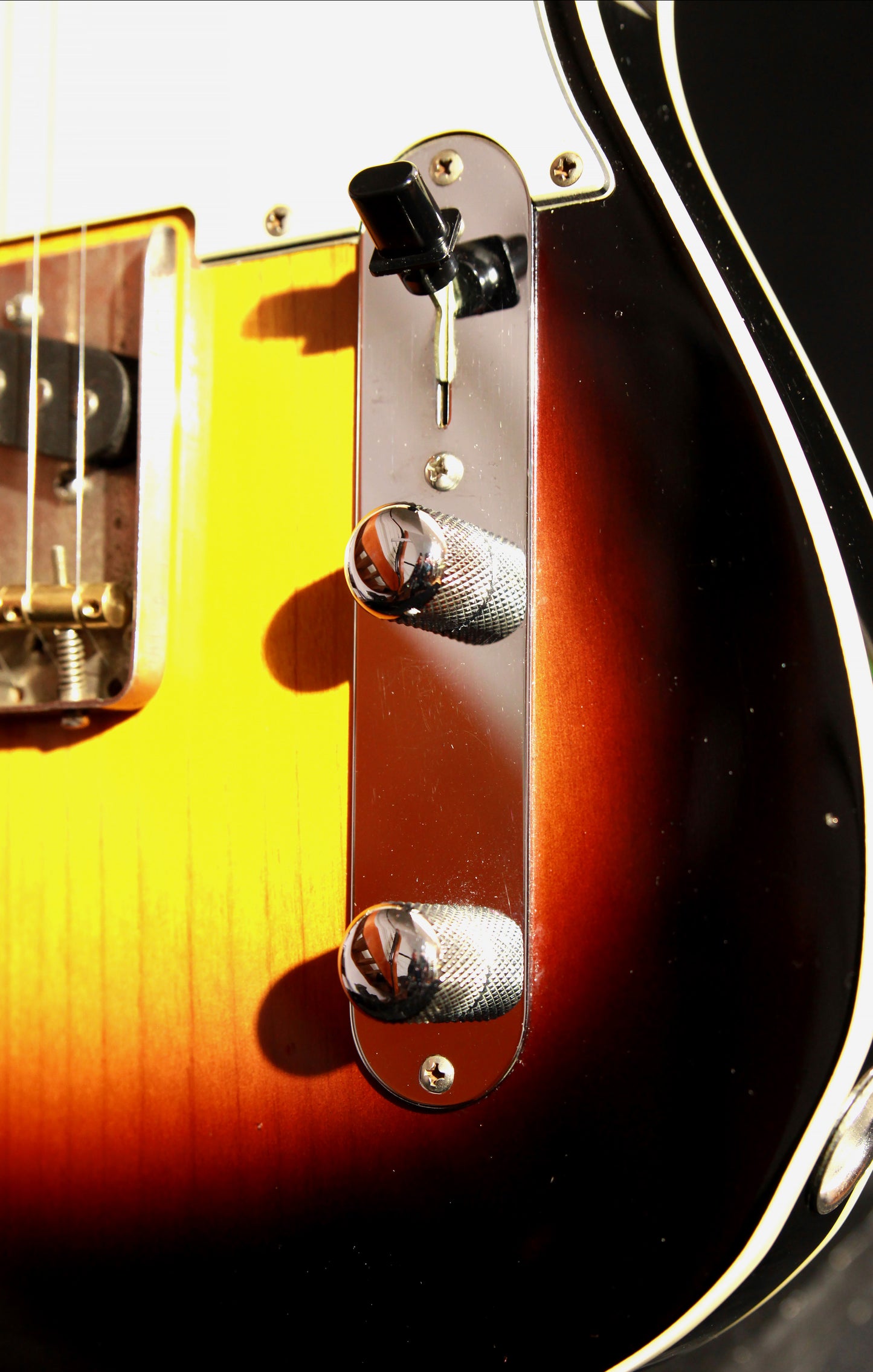 Van Zandt Vanzandt TLV Made in Japan 3 Tone Sunburst Custom Telecaster