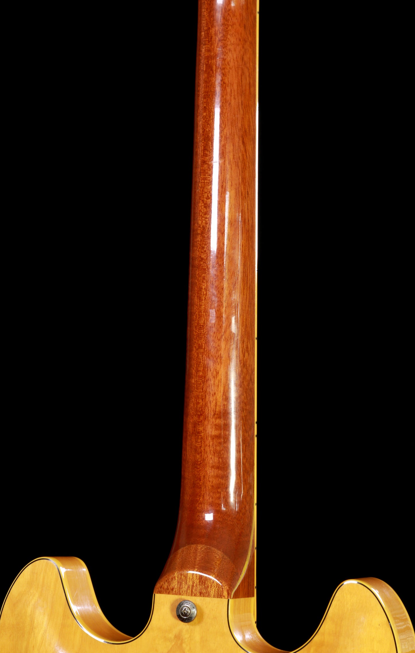 Yamaha SA700 Super Axe Natural