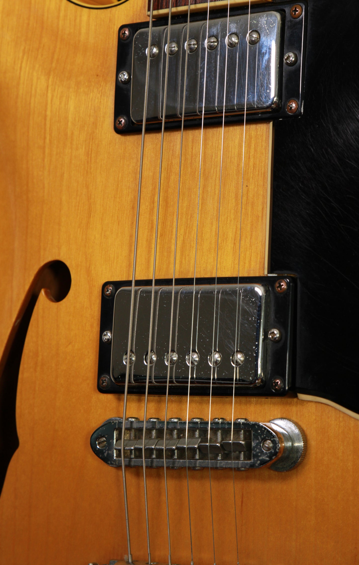 Yamaha SA700 Super Axe Natural