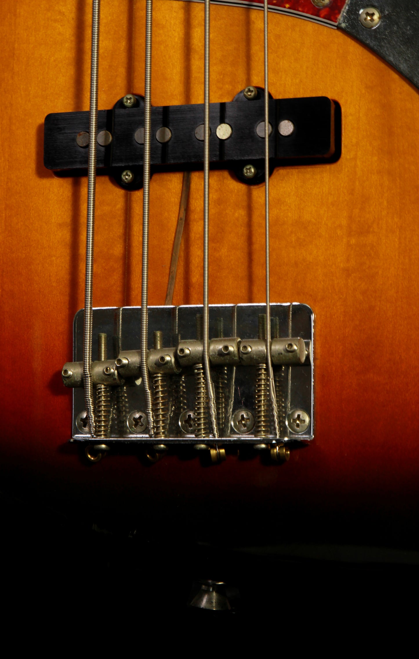 Fender Japan Jazz Bass JB-62 3 Tone Sunburst 1989-1990