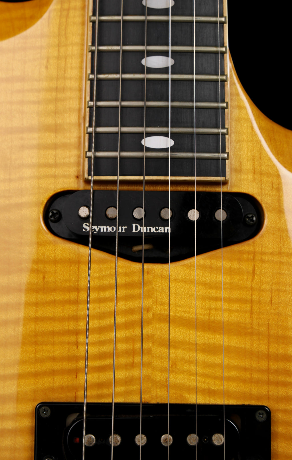 Aria_Pro_AQ-02S_Musician_Line_Super_Strat_Natural_Seymour_Duncan_Pickups_Ebony_Fingerboard
