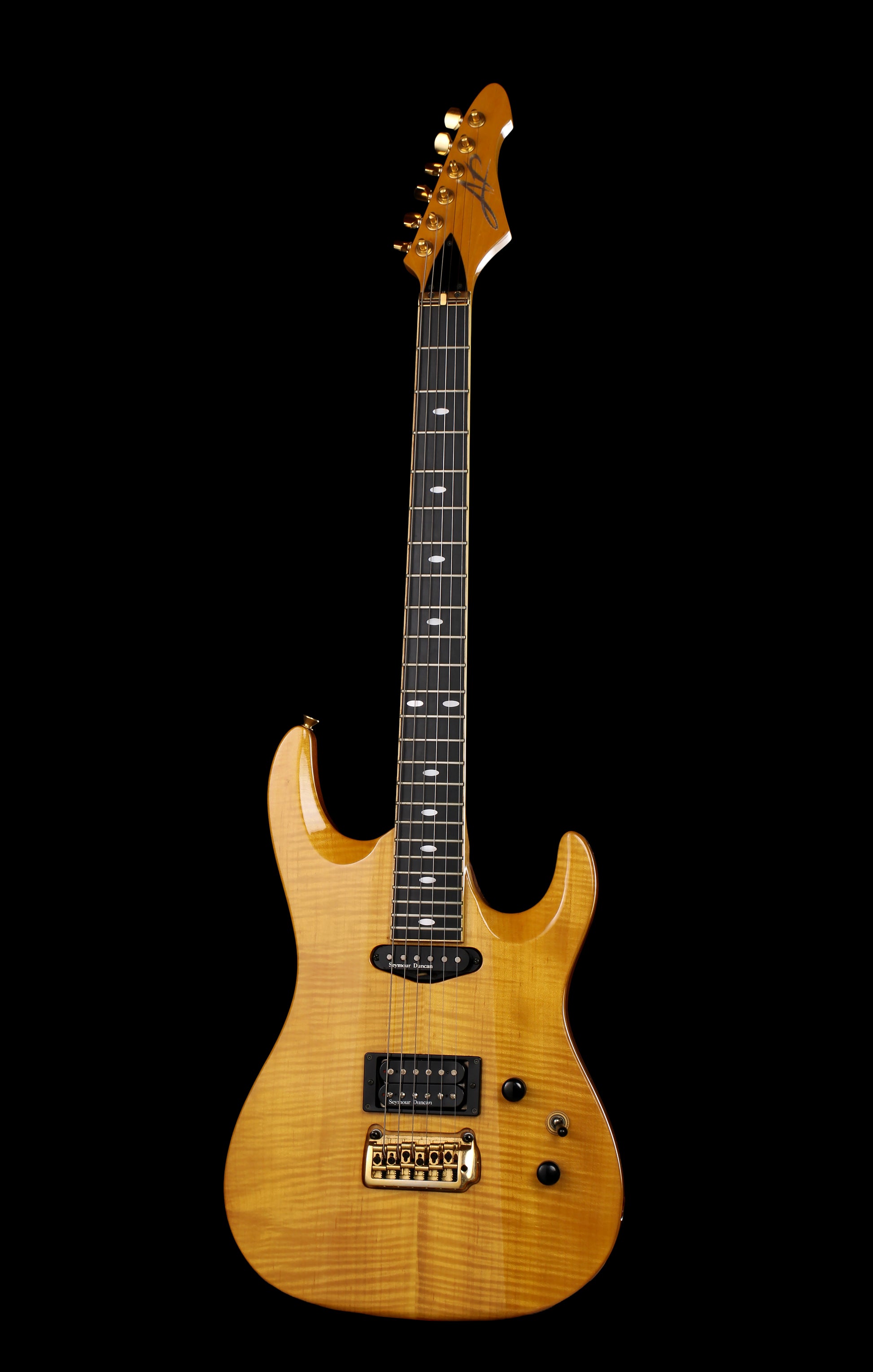Aria Pro AQ-02S Musician Line Super Strat Natural Seymour Duncan Pickups, Ebony Fingerboard