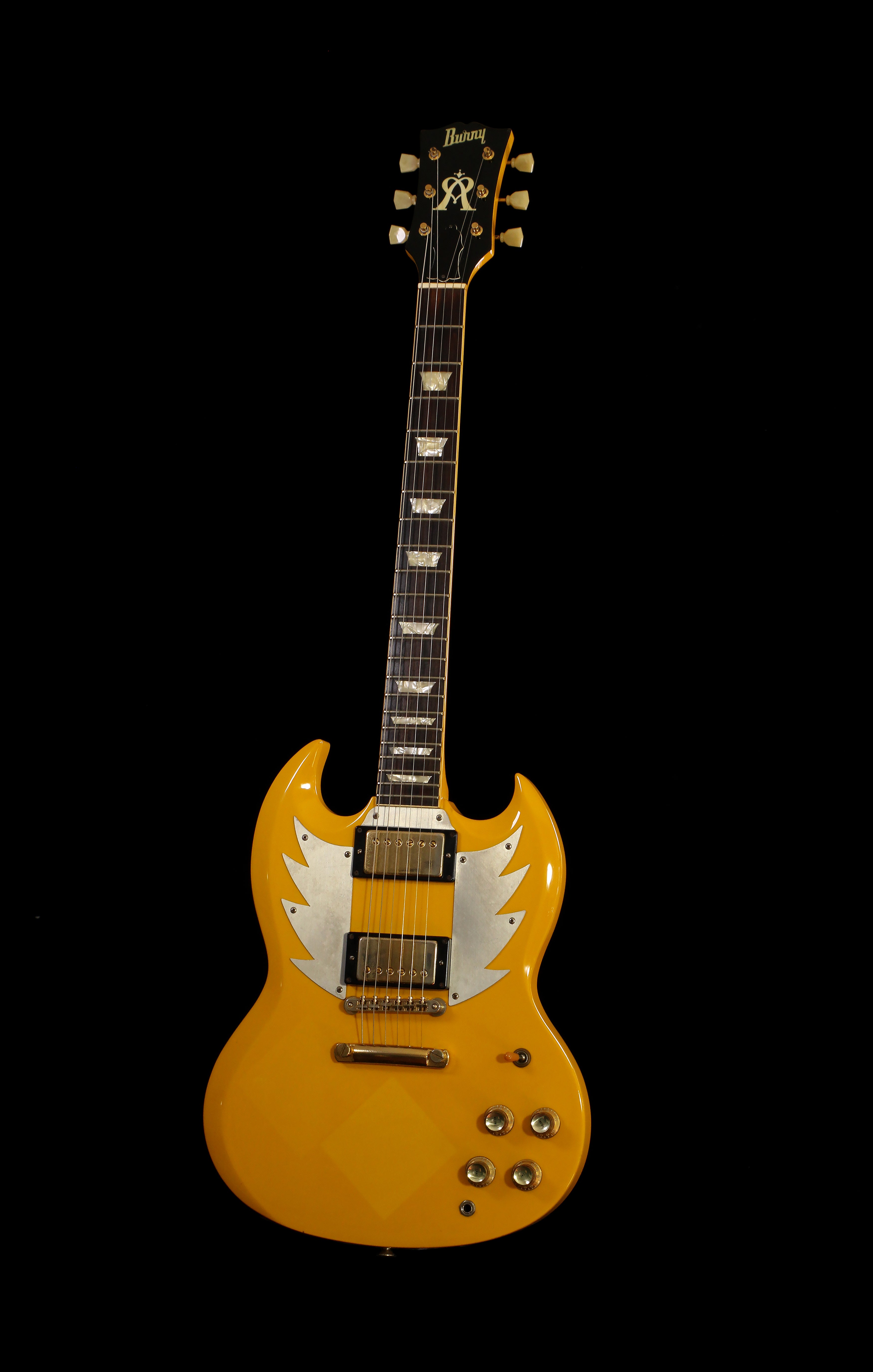 Burny SG-90P Musicians License Model Tatsumakino Pie (Aura) SG Yellow ...