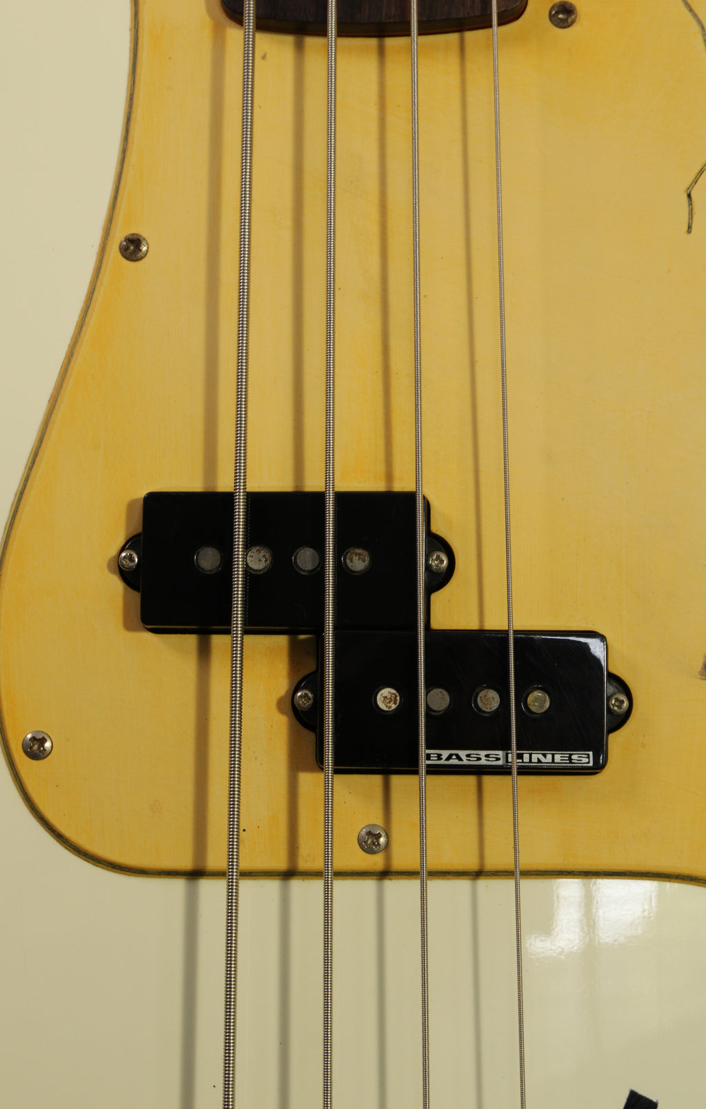 ESP x Overdrive Kira☆Kira Precision Bass Relic White Seymour Duncan