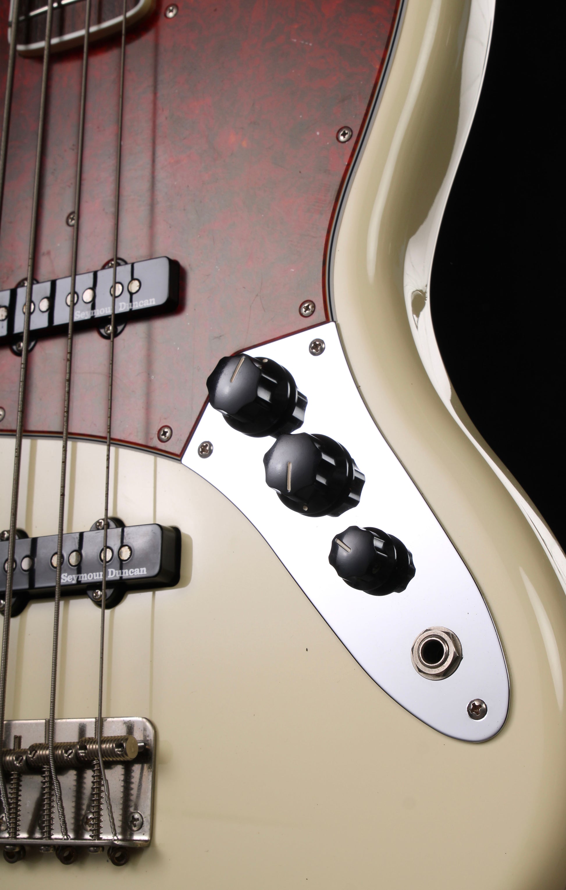 Edwards by ESP E-JB-130ALR Jazz Bass Vintage White 2015 Seymour Duncan Pickups