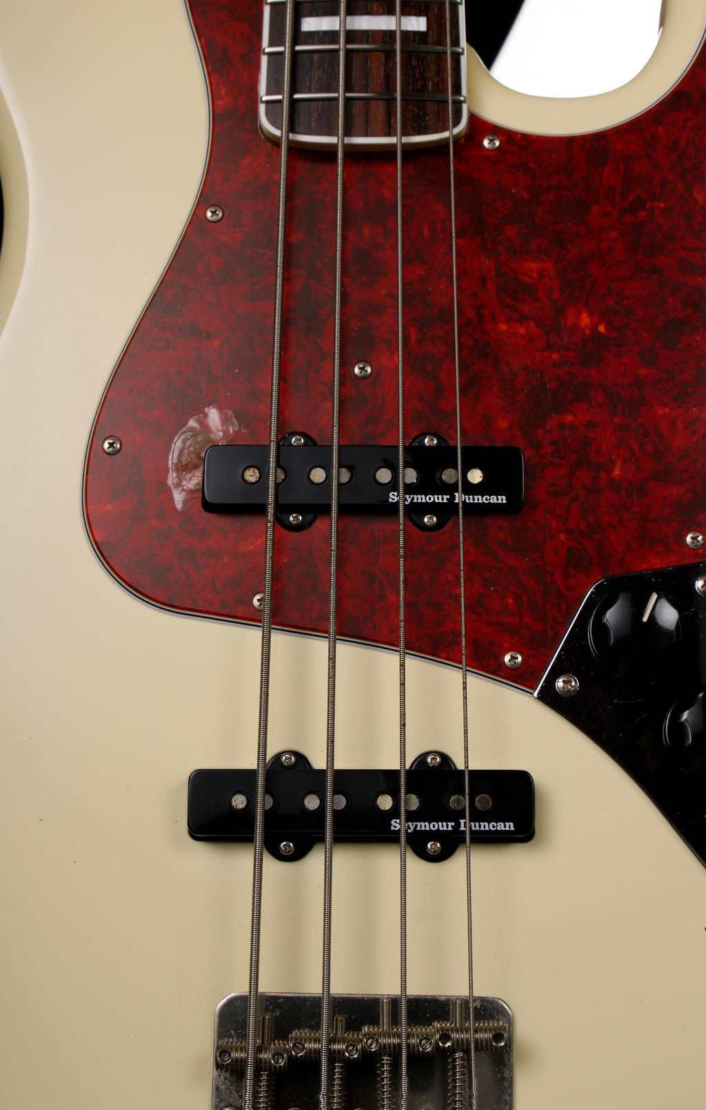 Edwards by ESP E-JB-130ALR Jazz Bass Vintage White 2015 Seymour Duncan Pickups