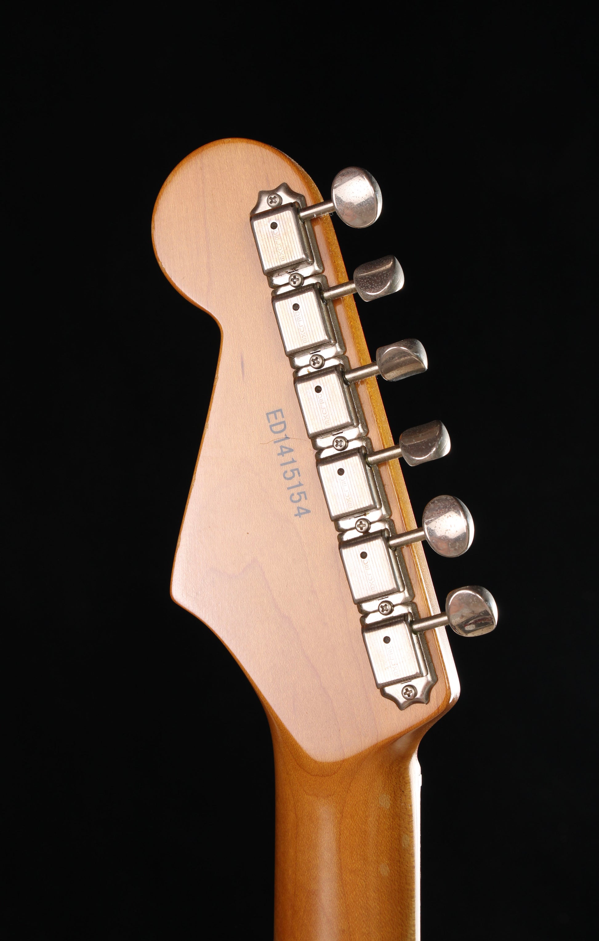 Edwards by ESP E-SE-108RE Stratocaster Relic Candy Apple Red 2014 Seynour Duncan Pickups