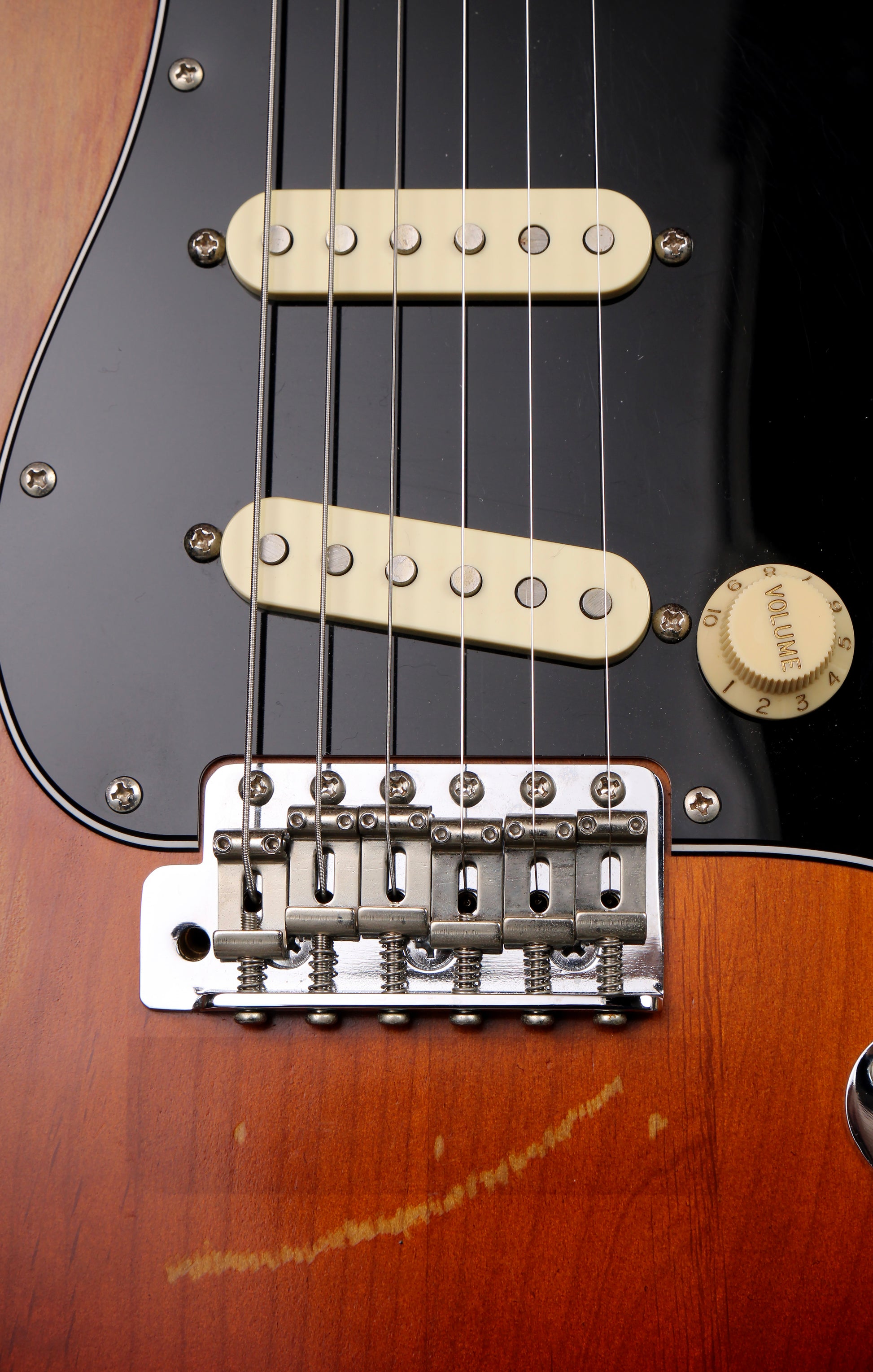 Edwards by ESP E-SE-120R/LT 3-Tone Sunburst Relic 2014