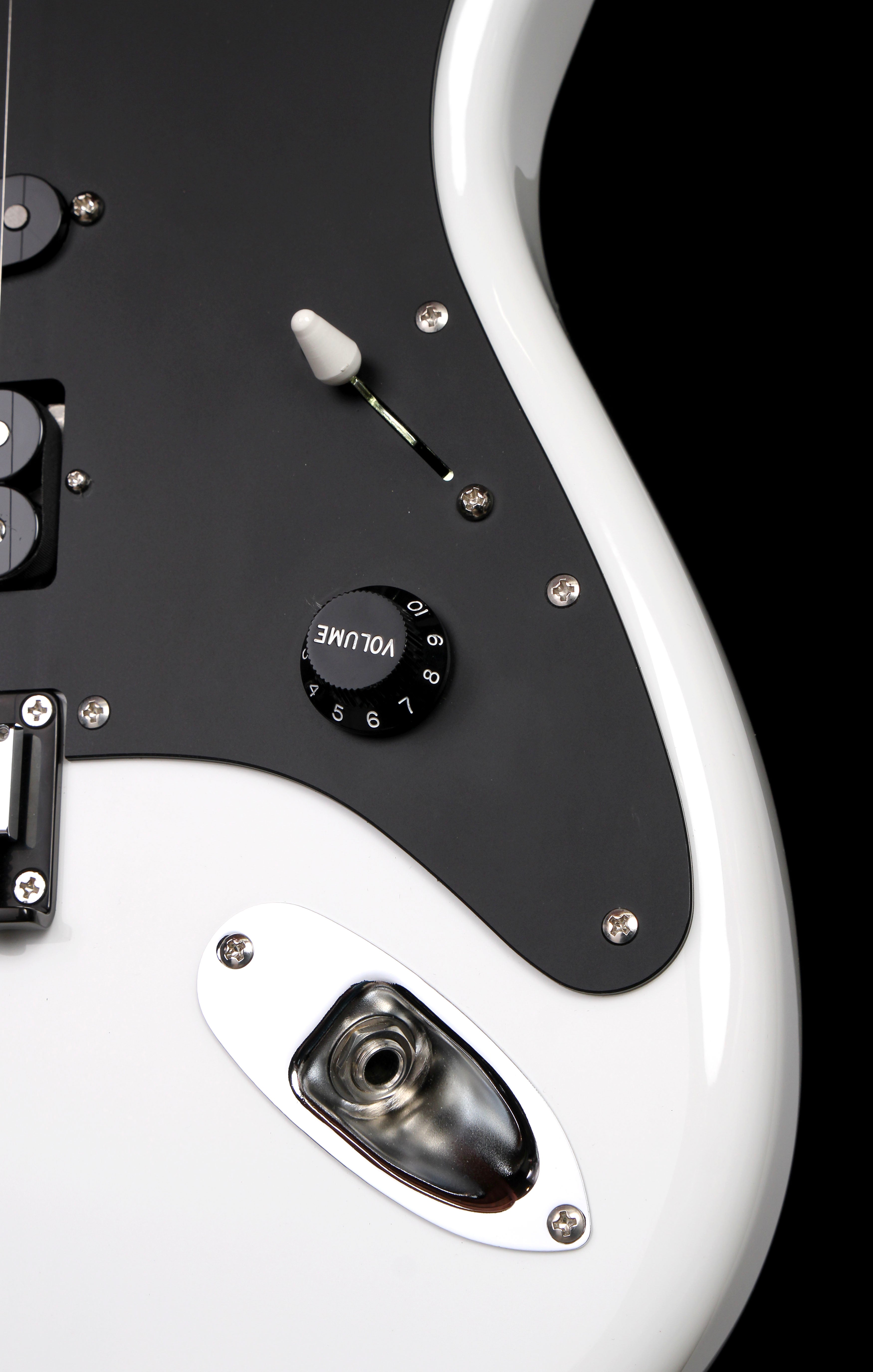Edwards by ESP E-SE-JK Jake E Lee Signature Strat Pearl
