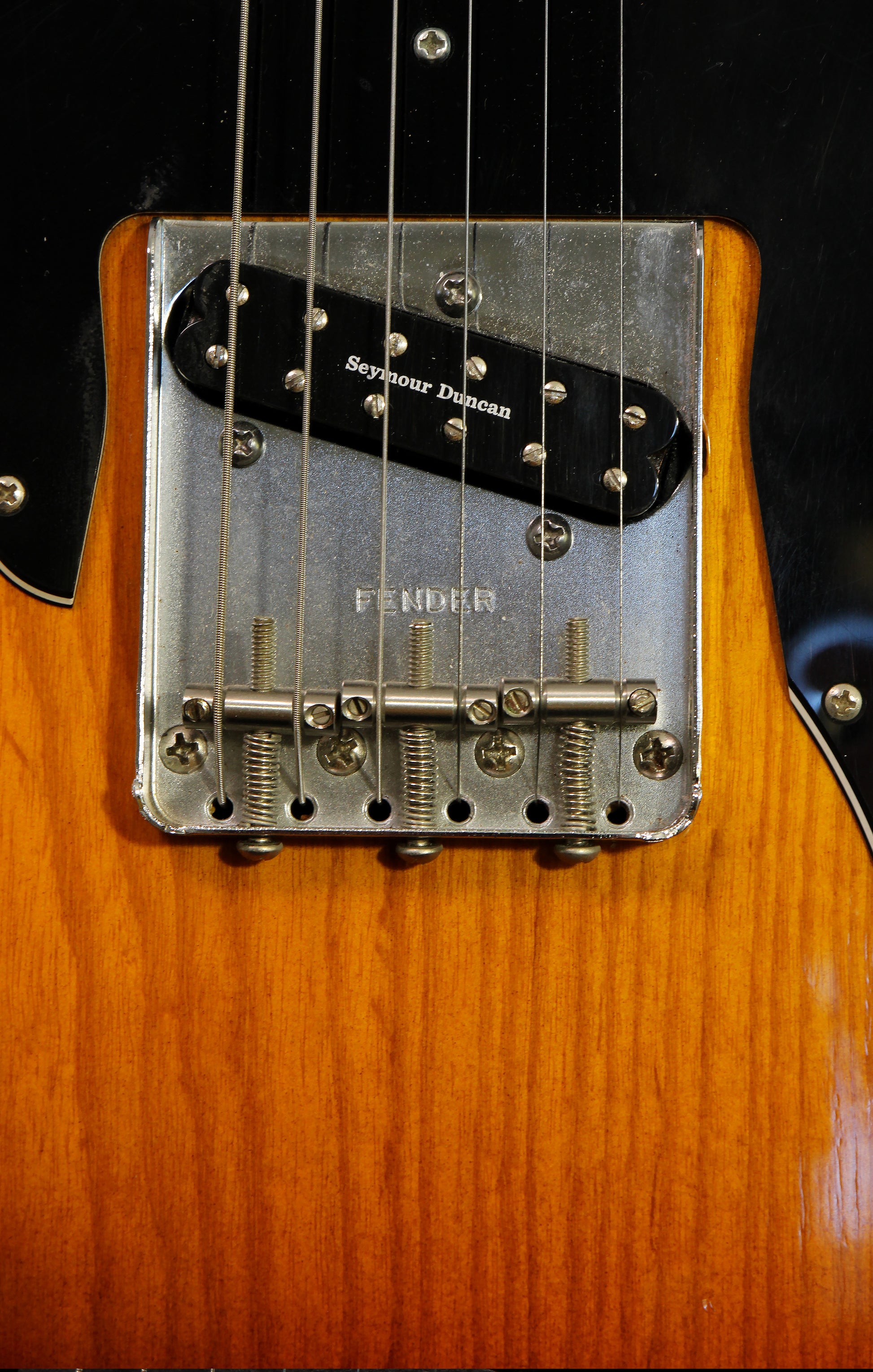 Fender American Vintage '72 Telecaster Custom 3-Tone Sunburst 2013