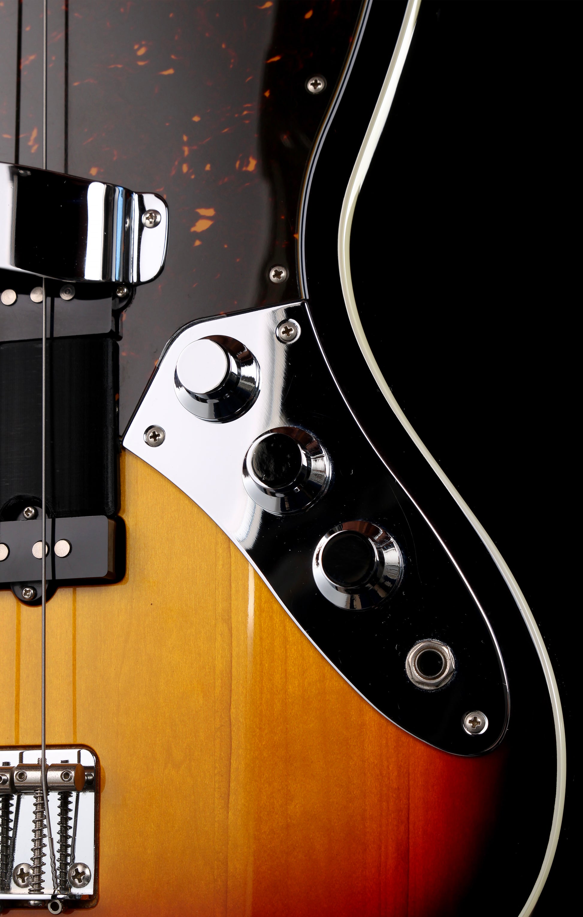 Fender Japan AJB Aerodyne Jazz Bass Rare 3-Tone Sunburst