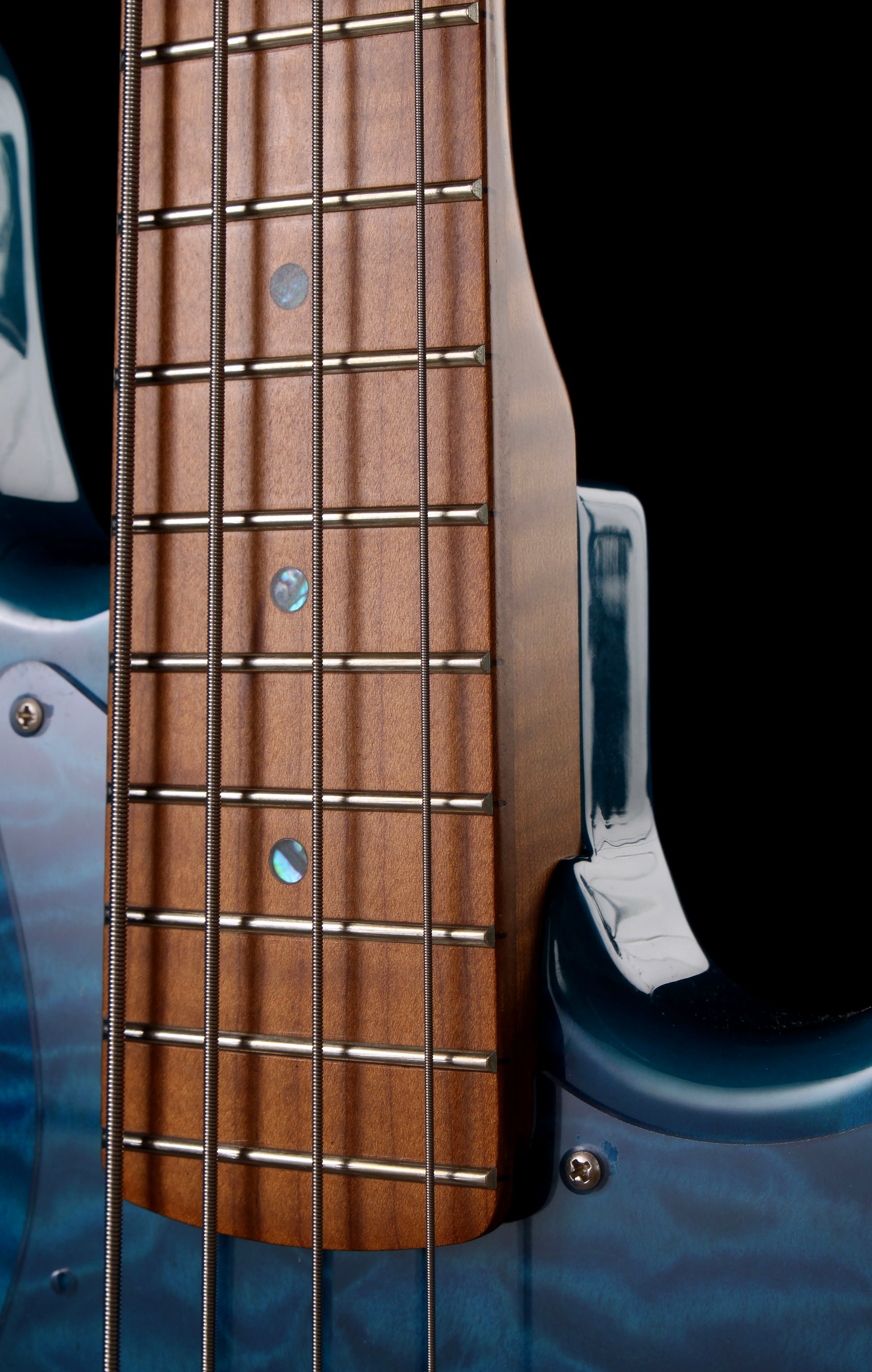 Fender Japan / Aftermarket Neck FSR Traditional II 70s Jazz Bass with Aftermarket Non-Fender Neck Caribbean Blue