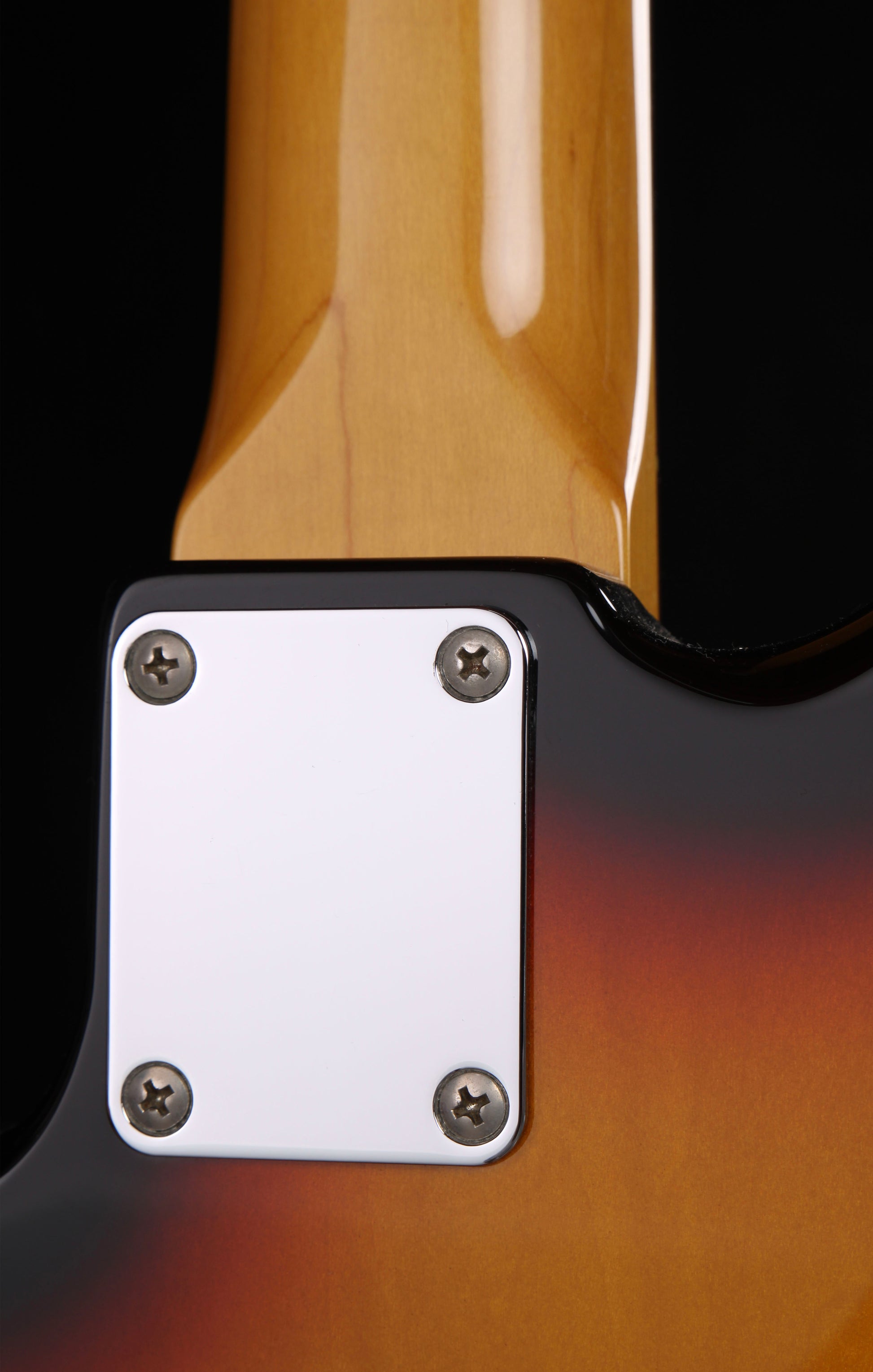 Fender Japan Hama Okamoto Signature Precision Bass 3 Tone Sunburst