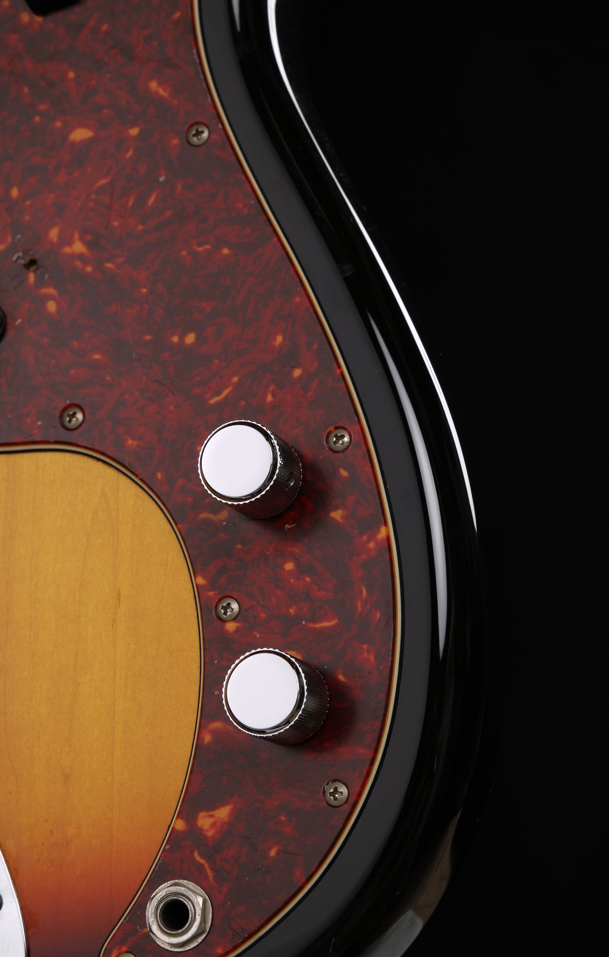 Fender Japan Hama Okamoto Signature Precision Bass 3 Tone Sunburst