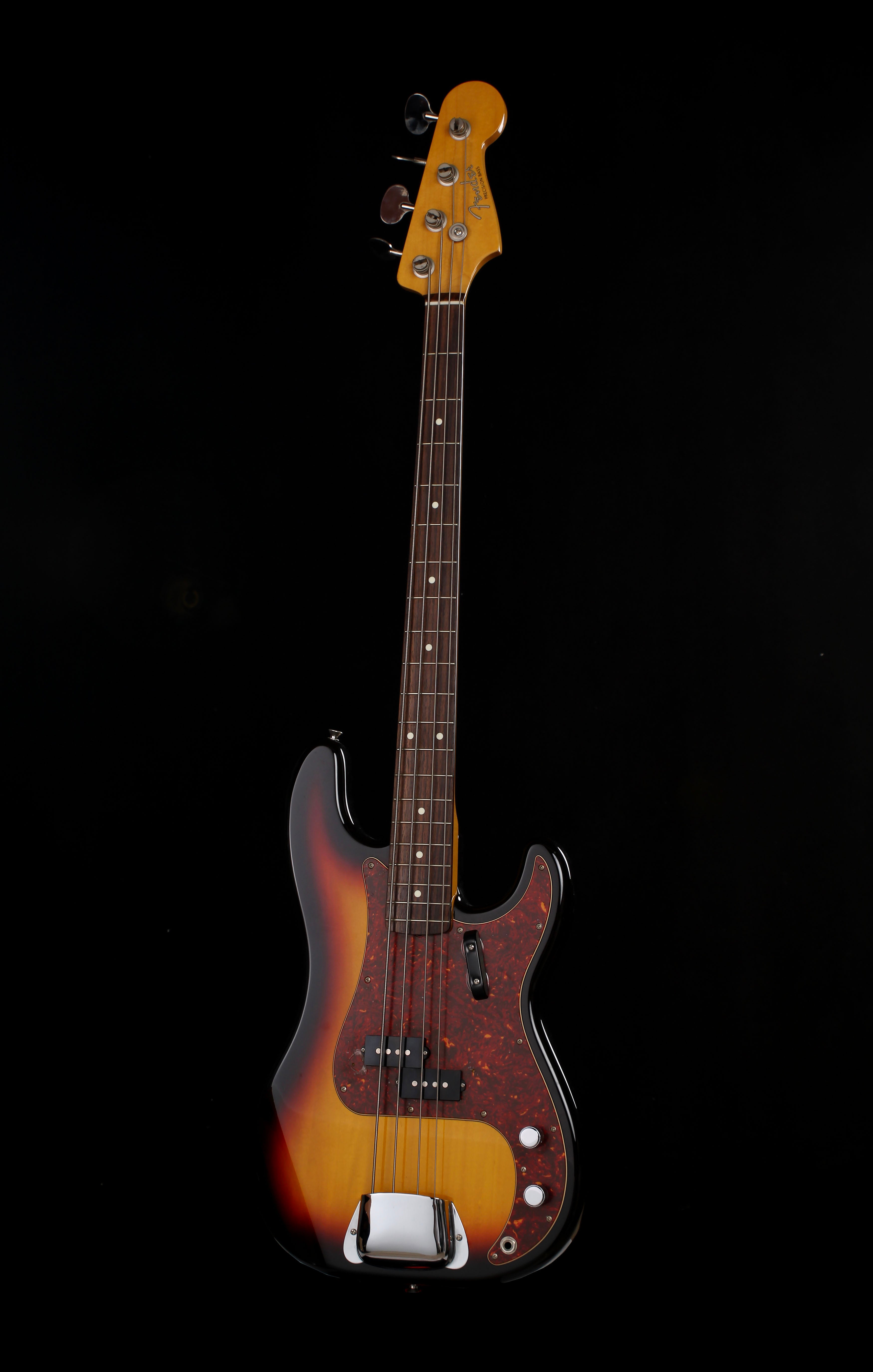 Fender HAMA OKAMOTO Precision Bass Fender Japan Hama Okamoto Signature Precision Bass 3 Tone Sunburst