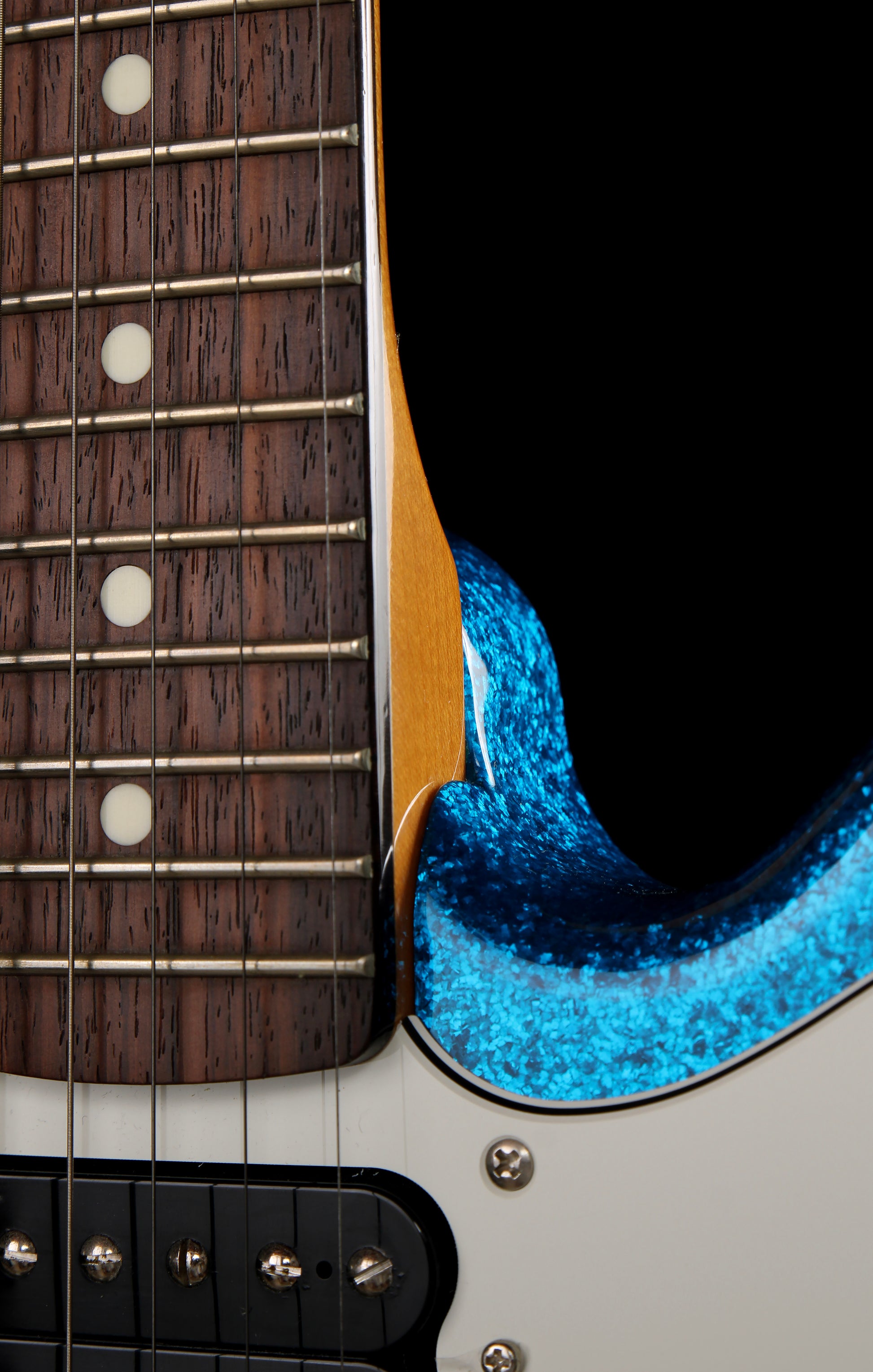 Fender Japan Supersonic Blue Sparkle 2021