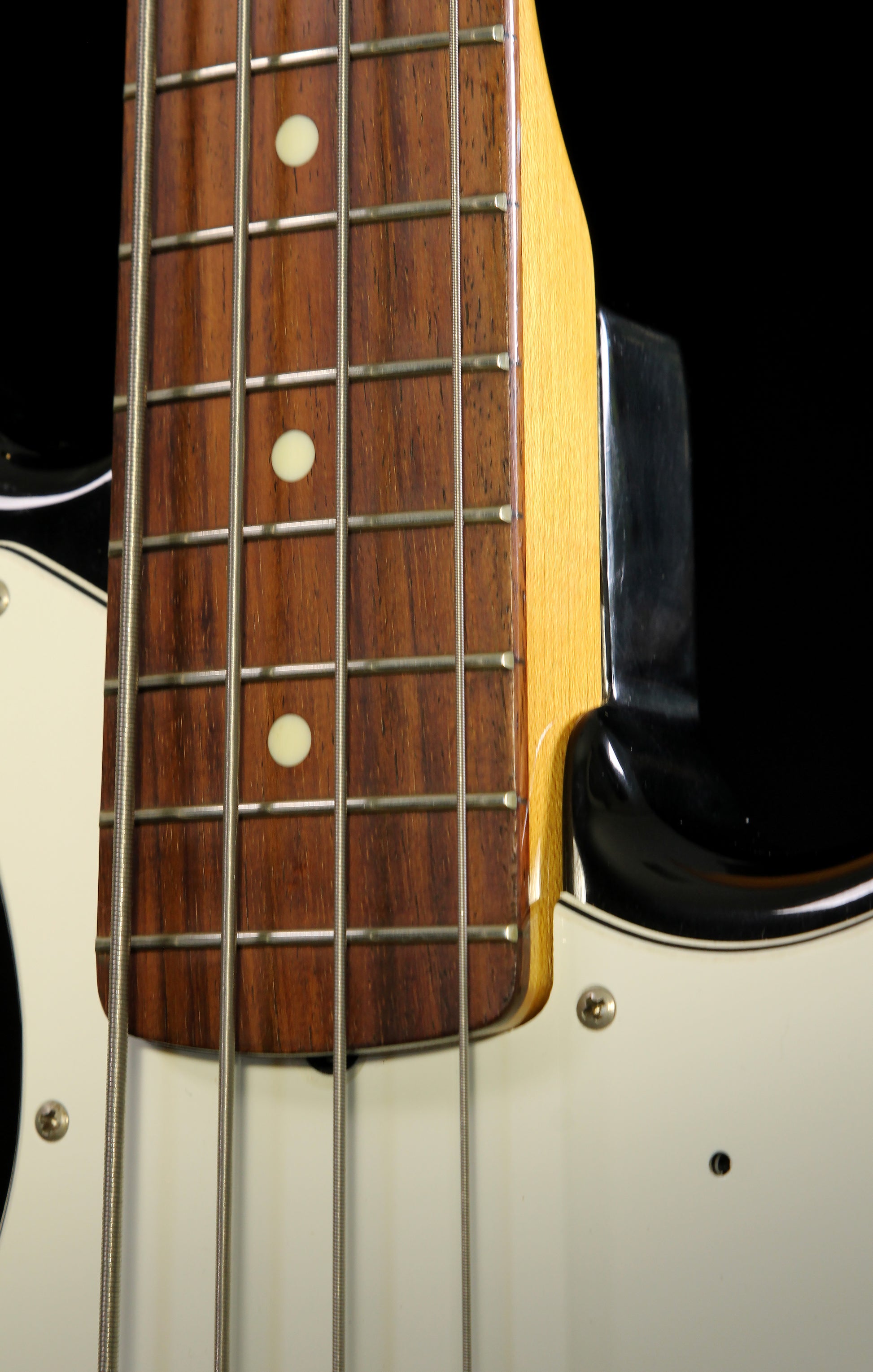 Fender JB-62 '62 Reissue Jazz Bass Black 1995-1996 Upgraded Gold Hardware