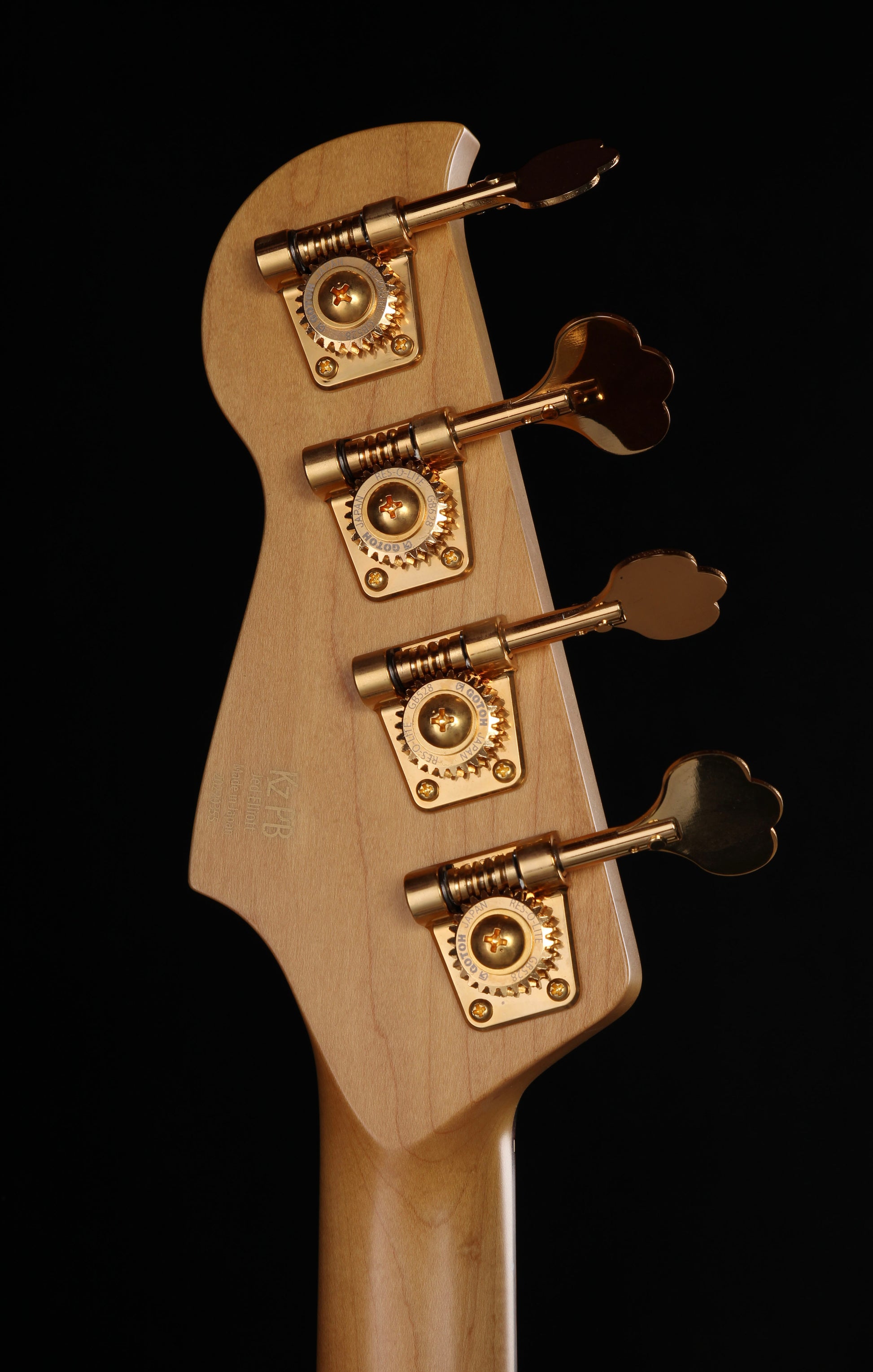 KZ Guitar Works The KZ Francisco Jed Elliott Signature Precision Bass Vintage White