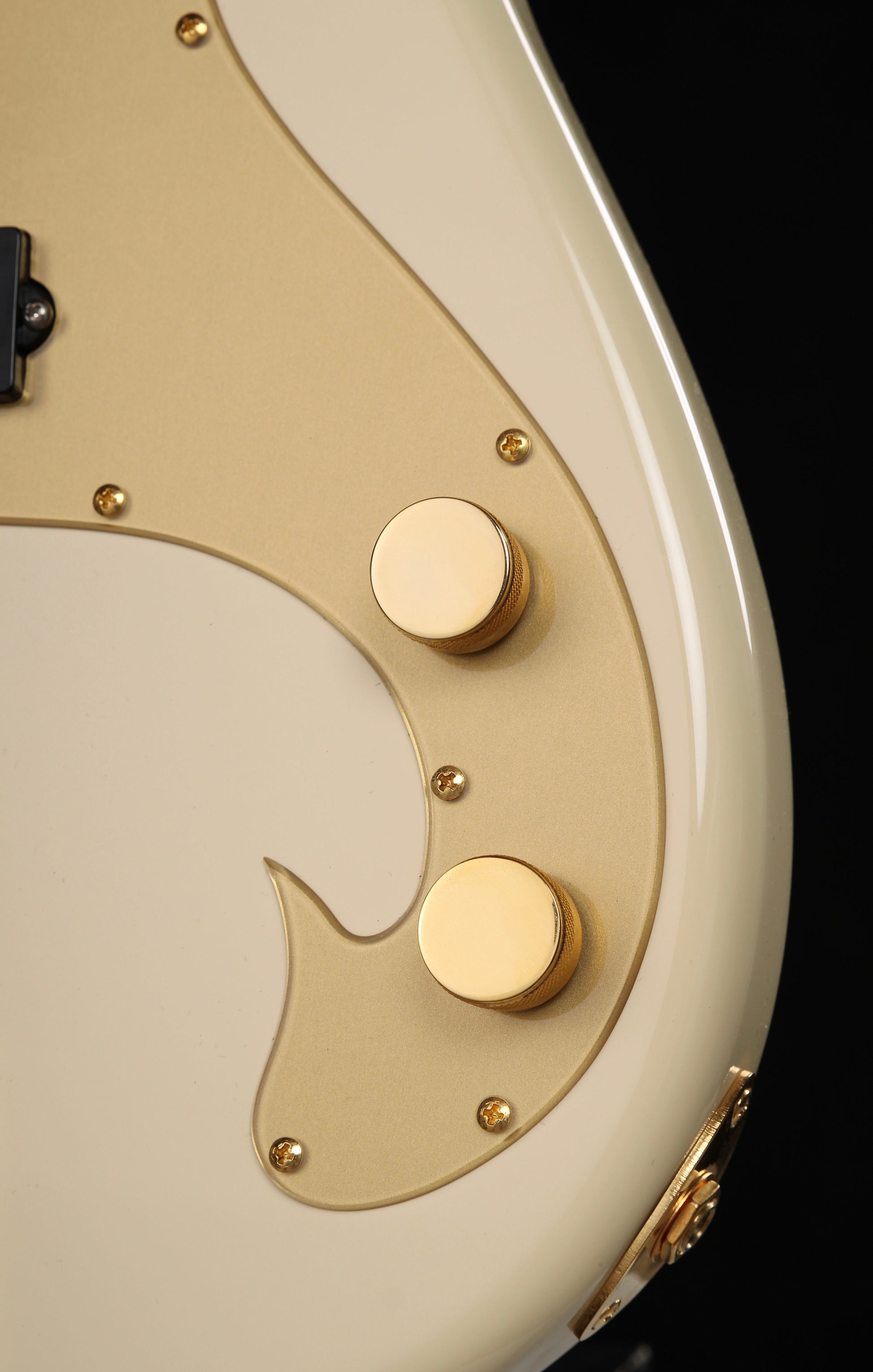 KZ Guitar Works The KZ Francisco Jed Elliott Signature Precision Bass Vintage White