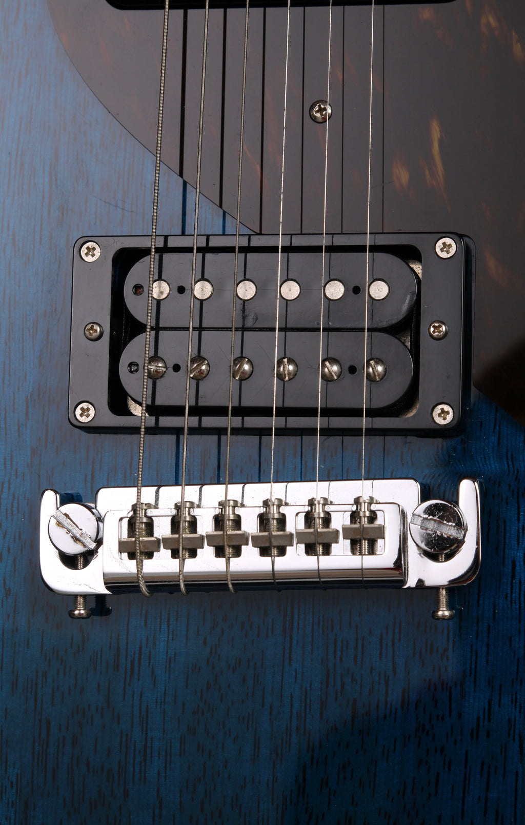 Rabbit Is by Crews Maniac Sound USA-2 Korina LP Special Blue