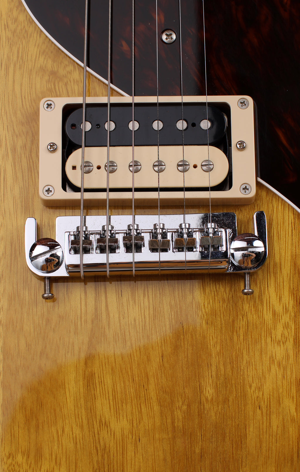 Rabbit Is by Crews Maniac Sound USA-2 Korina LP Special Natural