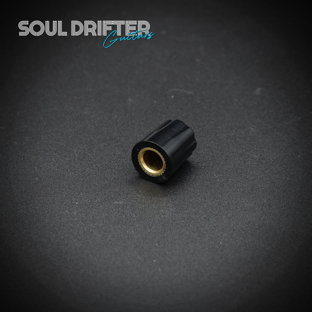 Tesi Mini Pedal Knob with Scalloped Edge and Set Screw - Black