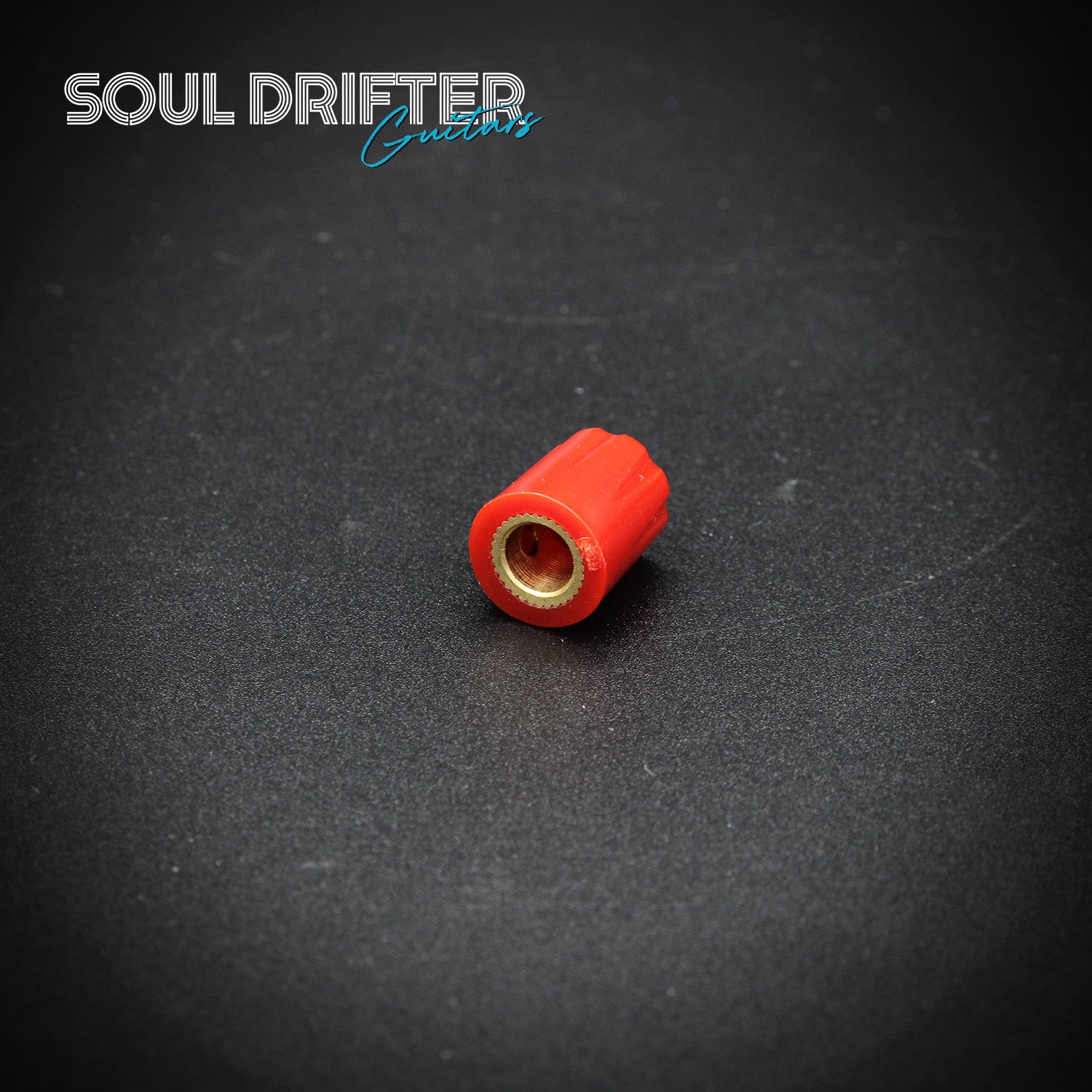 Mini Pedal Knob with Scalloped Edge and Set Screw - Red