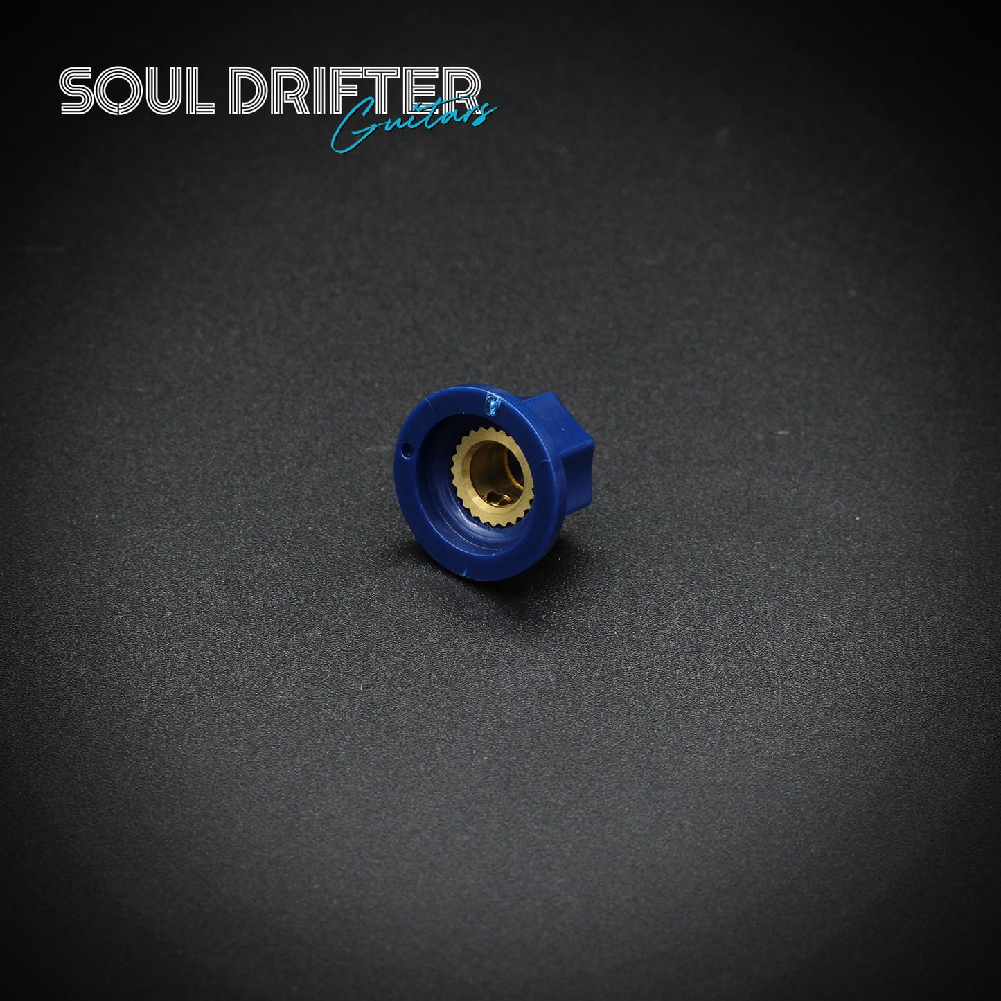 Tesi Plastic Mini Pedal Knob with Brass Insert and Set Screw - Blue