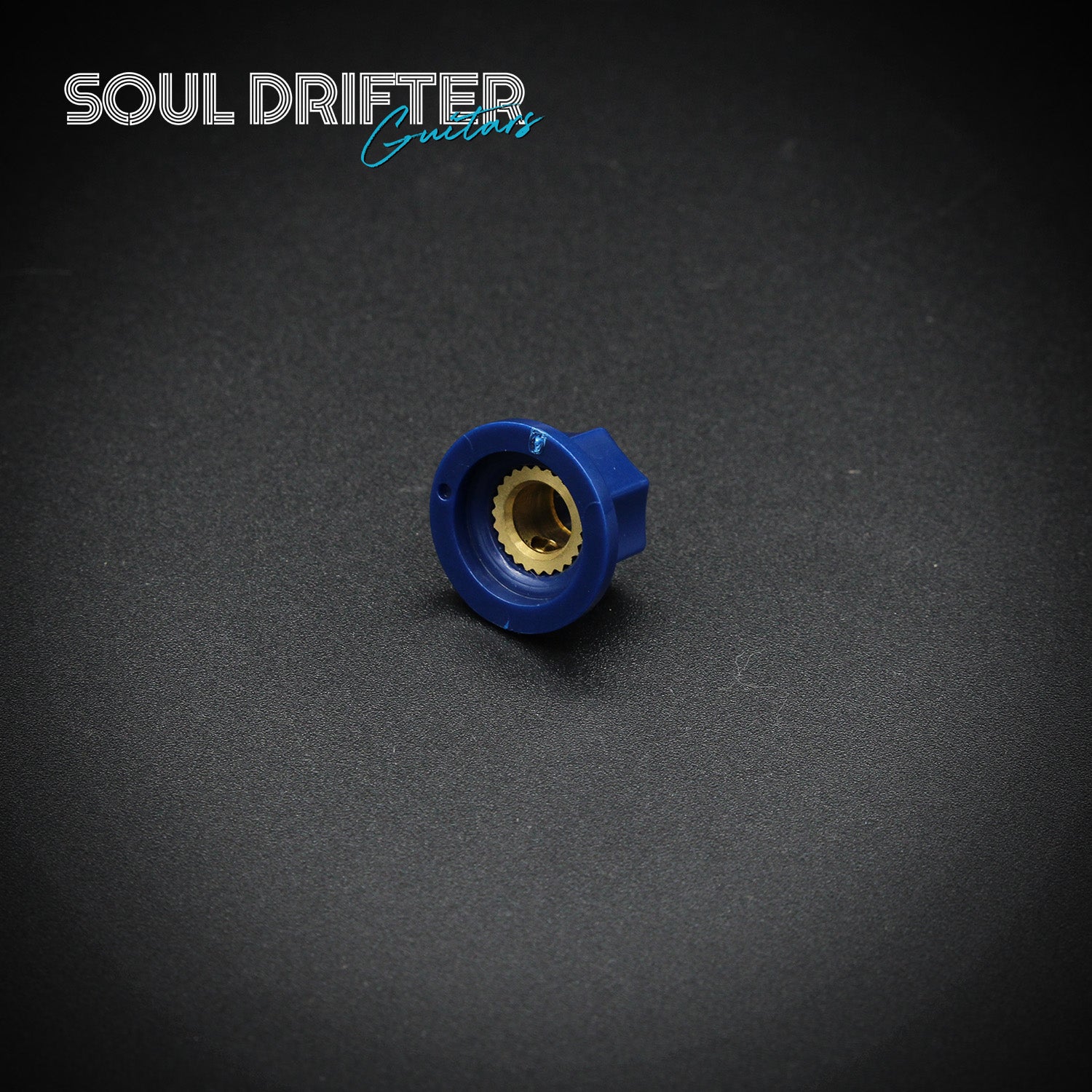 Tesi Plastic Mini Pedal Knob with Brass Insert and Set Screw - Blue