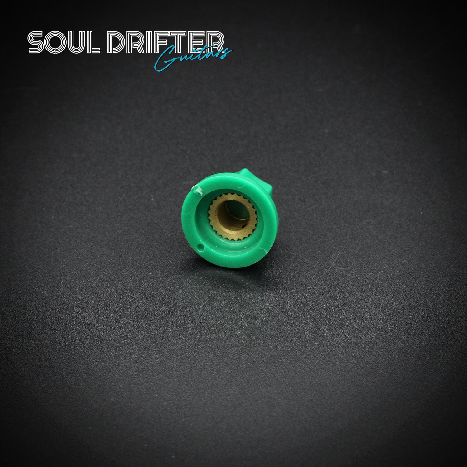 Tesi Plastic Mini Pedal Knob with Brass Insert and Set Screw - Green