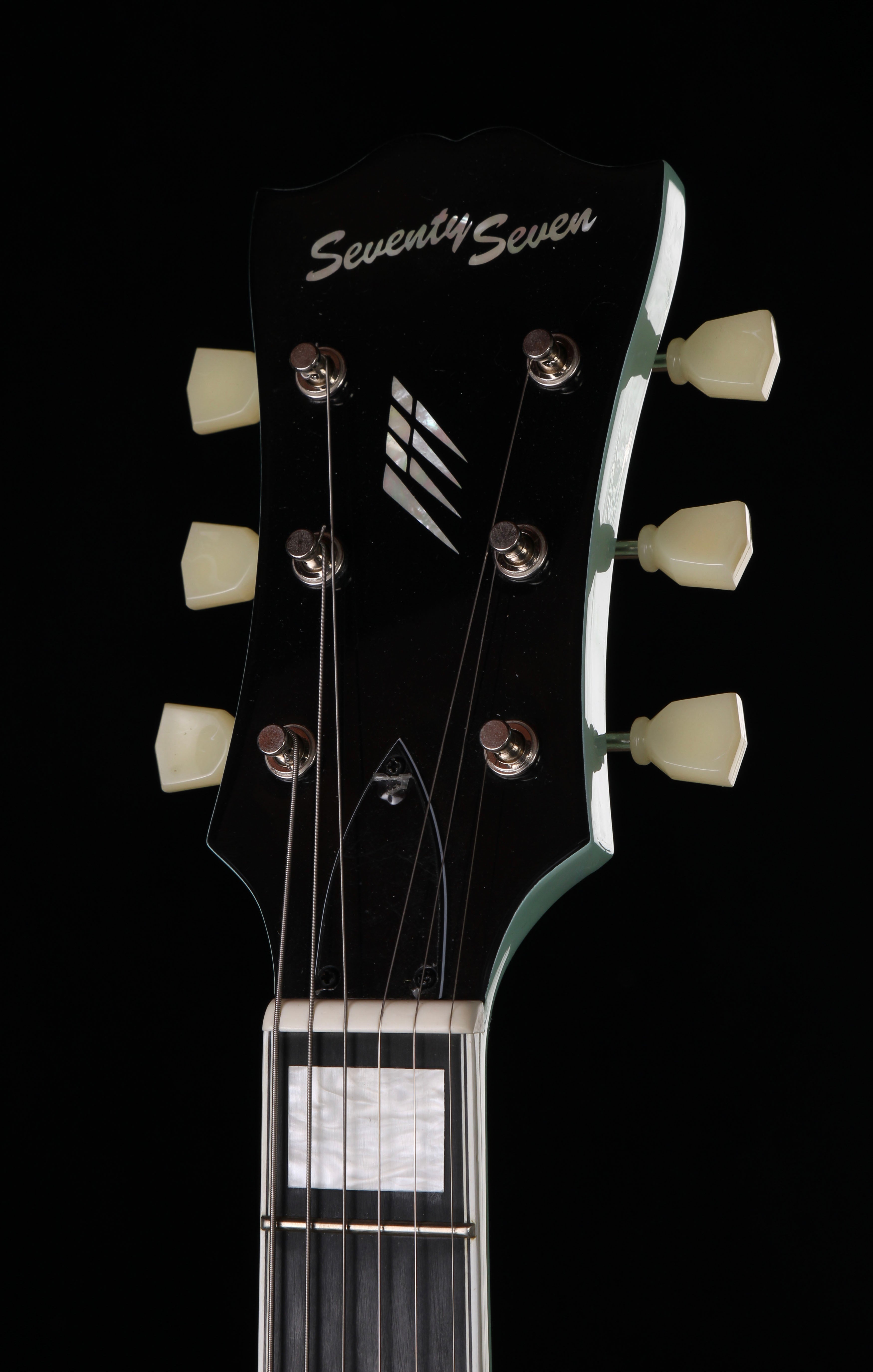 Seventy Seven Guitars Exrubato Zebra Finch Surf Green Kyohei