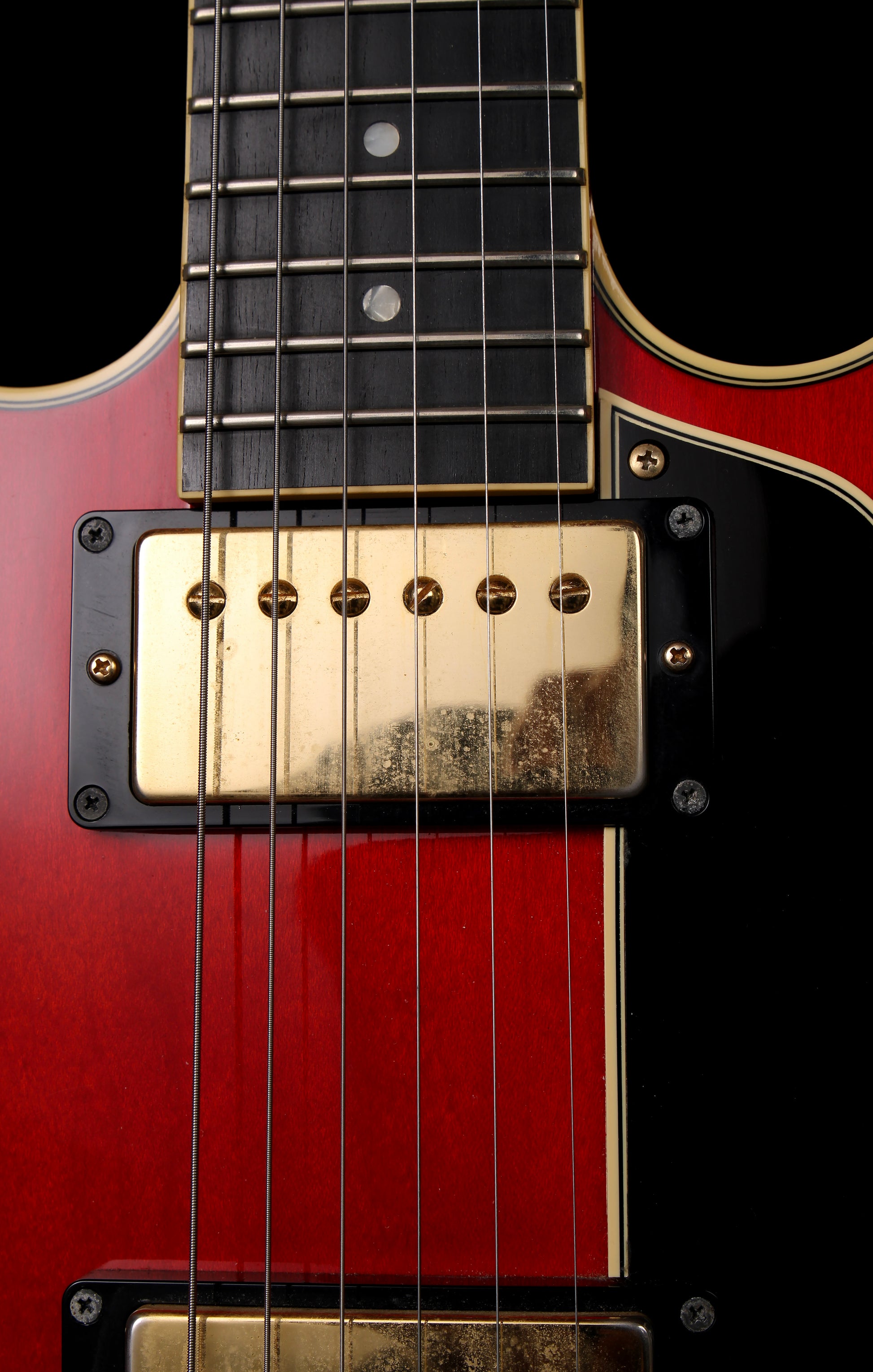 VG KTR-ES CST ES-335 Cherry with Gold Hardware