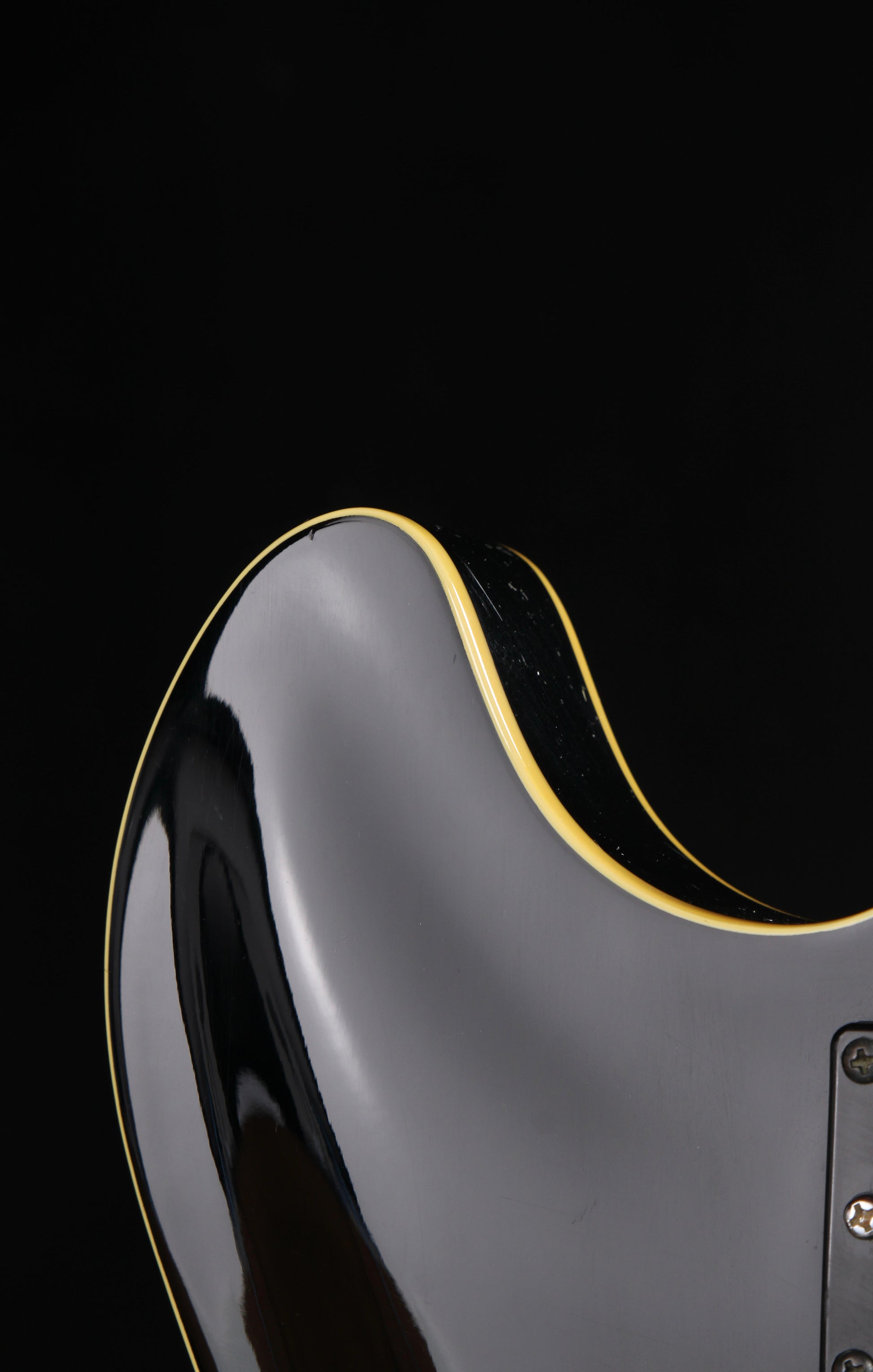 Yamaha SA-900 Super Axe (ES-335 Style) Black