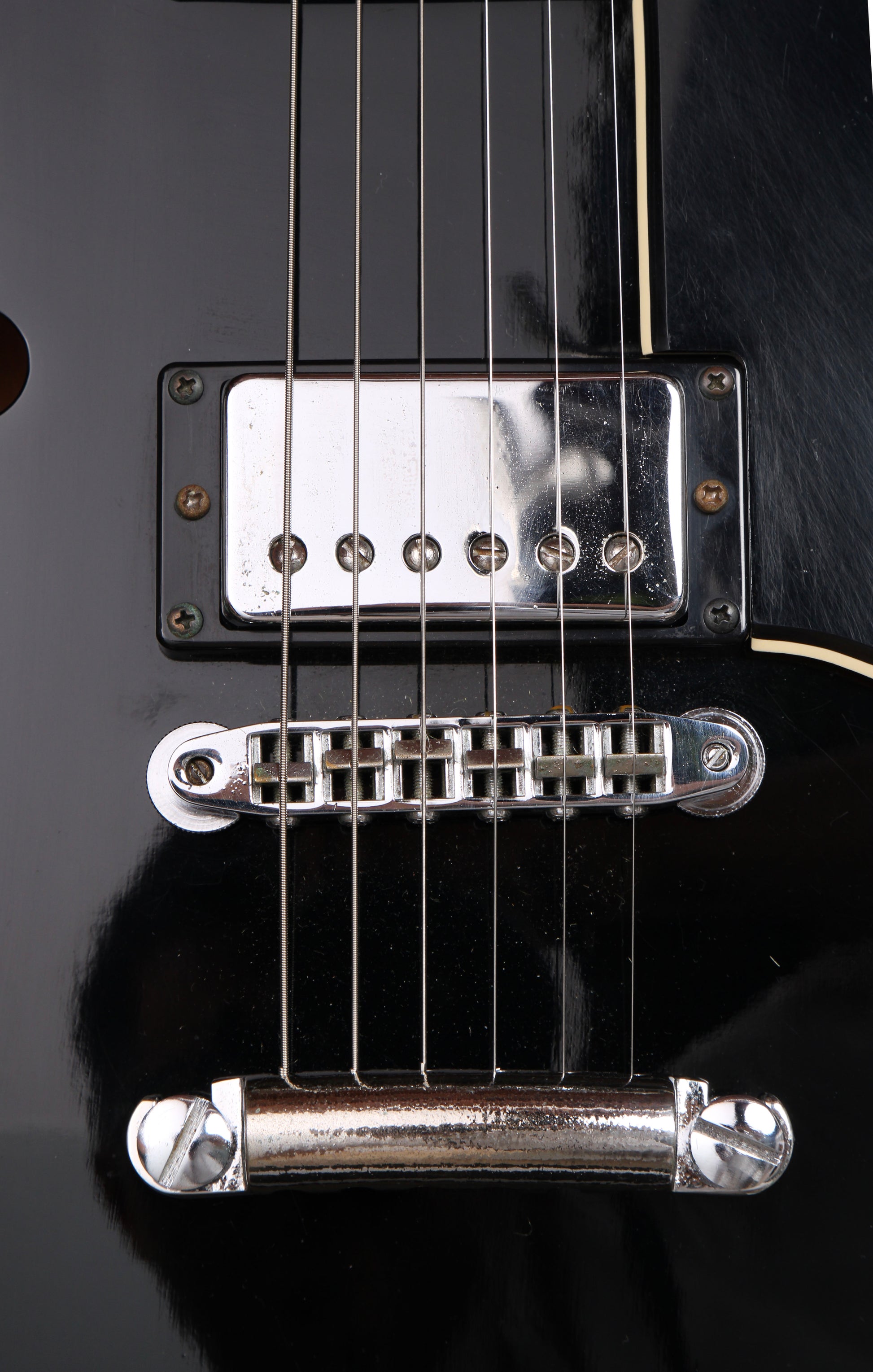 Yamaha SA-900 Super Axe (ES-335 Style) Black