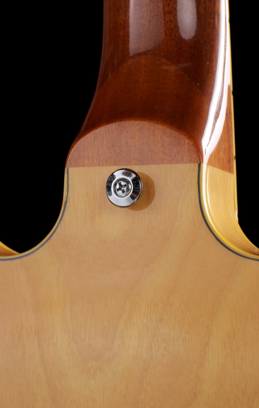 Yamaha SA700 Super Axe Natural