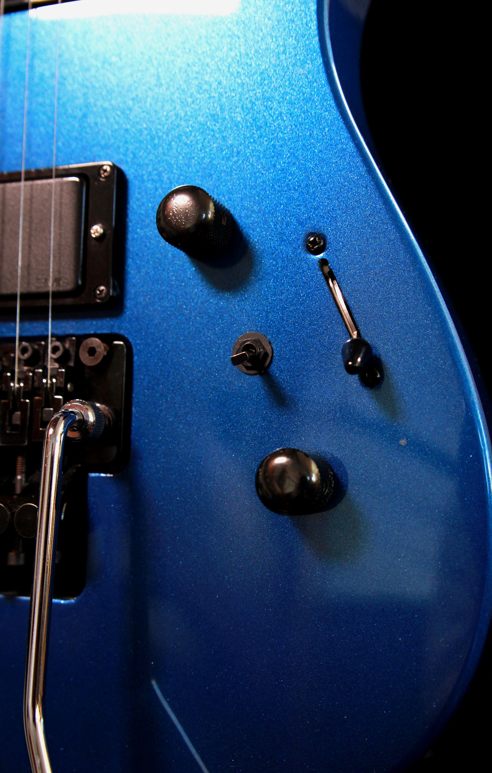 ESP / MIJ Charvel Dinky with EMGs / German Floyd Rose Candy Blue