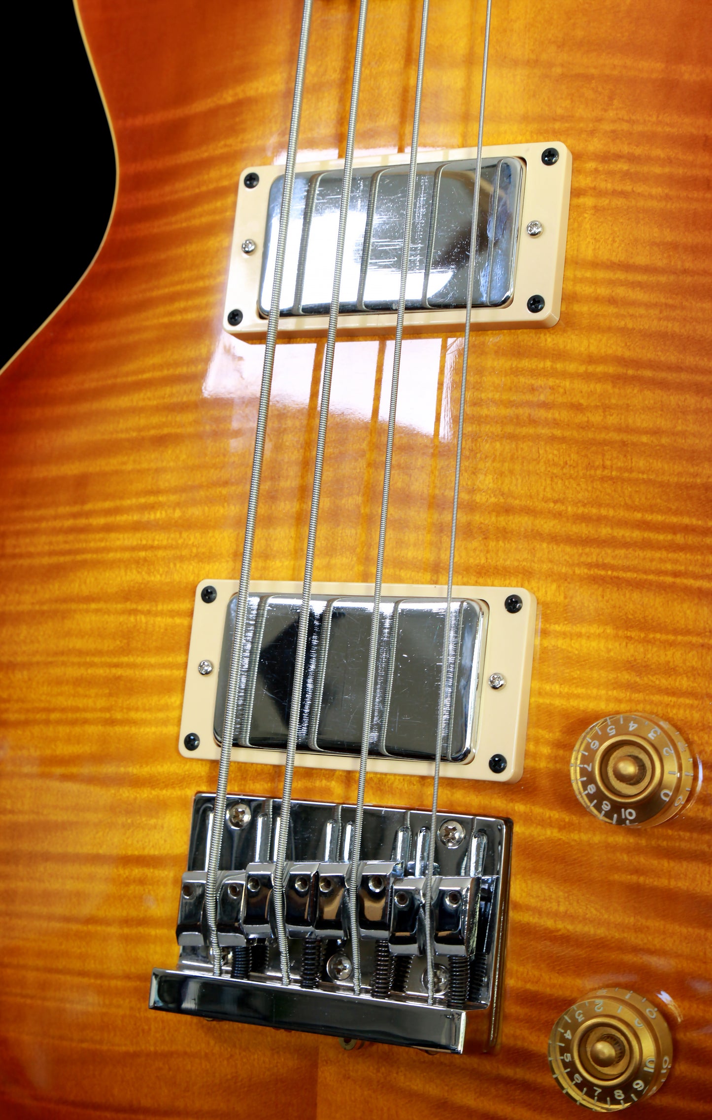 ESP Edwards E-LB-85 Honeyburst